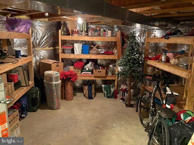 WORMANS MILL - Residential