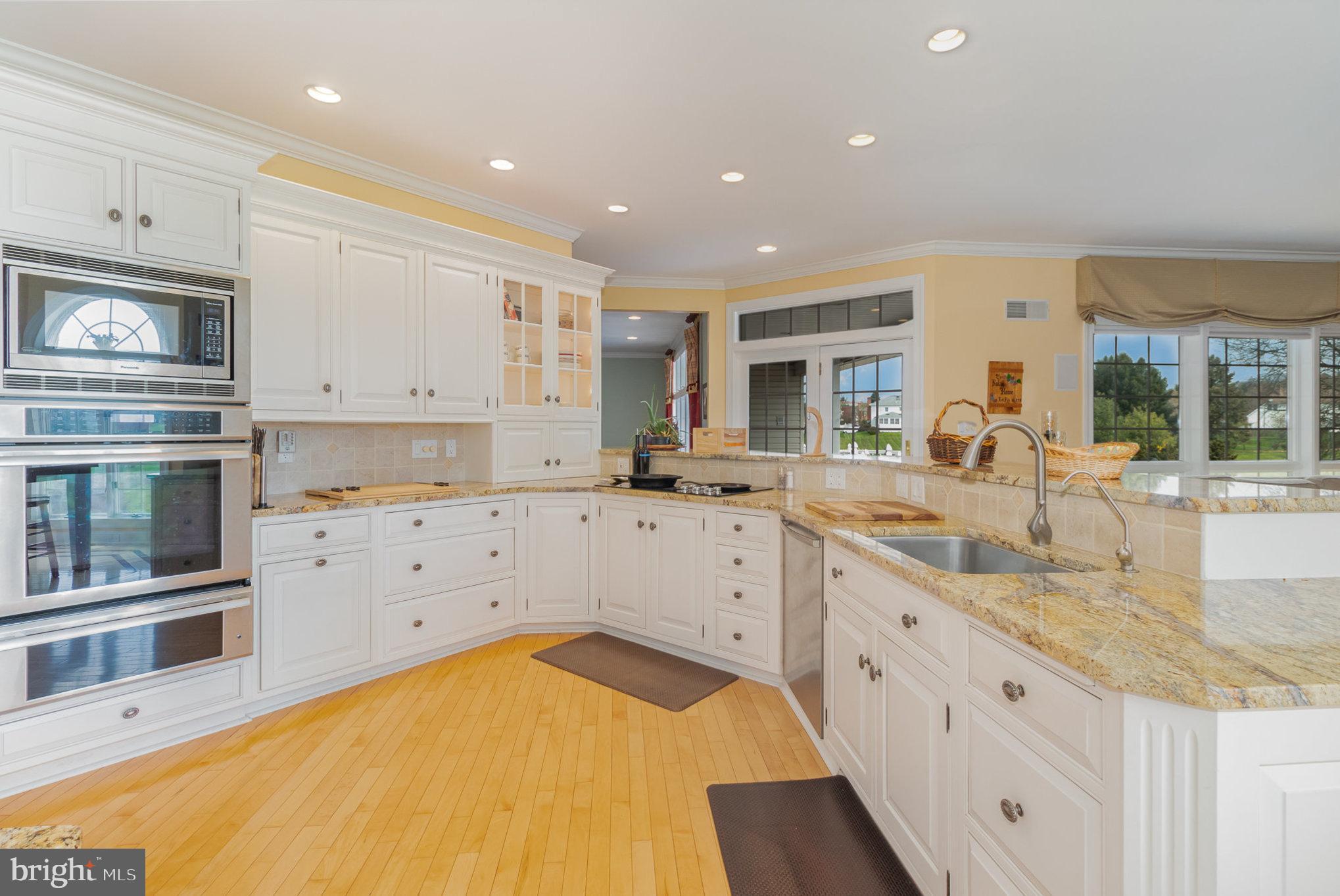 MEADOWVIEW ESTATES - Residential