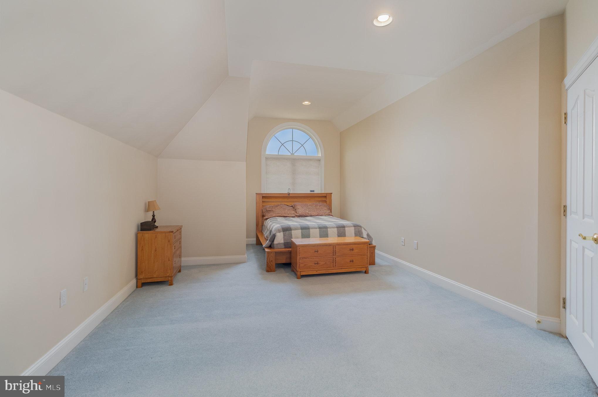 MEADOWVIEW ESTATES - Residential