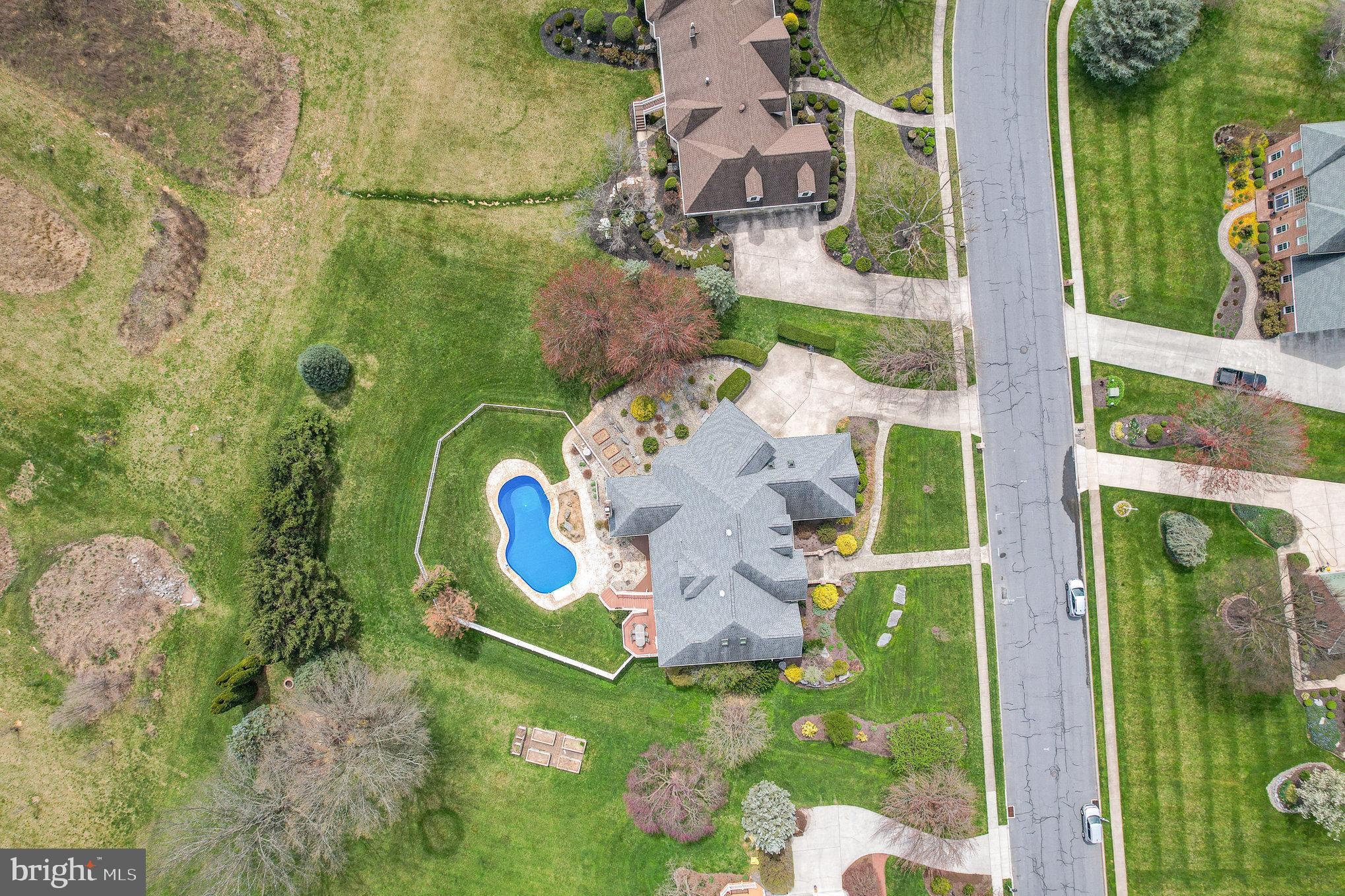 MEADOWVIEW ESTATES - Residential