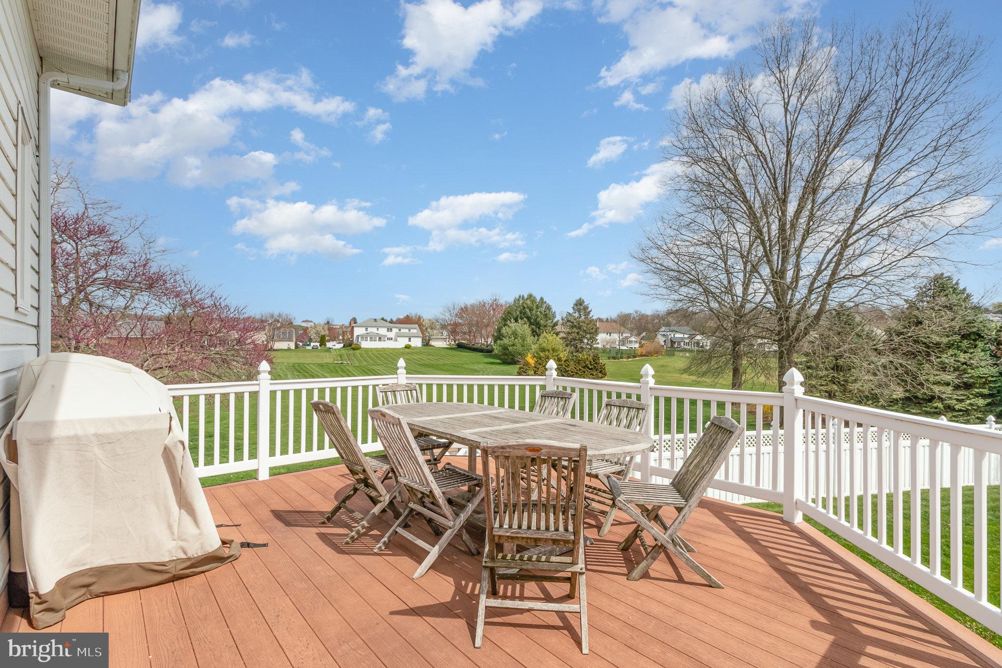 MEADOWVIEW ESTATES - Residential