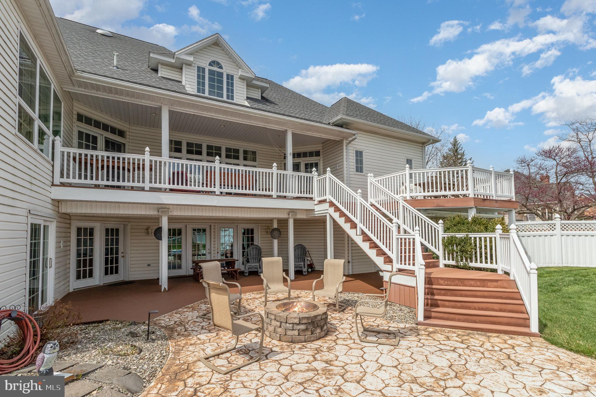 MEADOWVIEW ESTATES - Residential