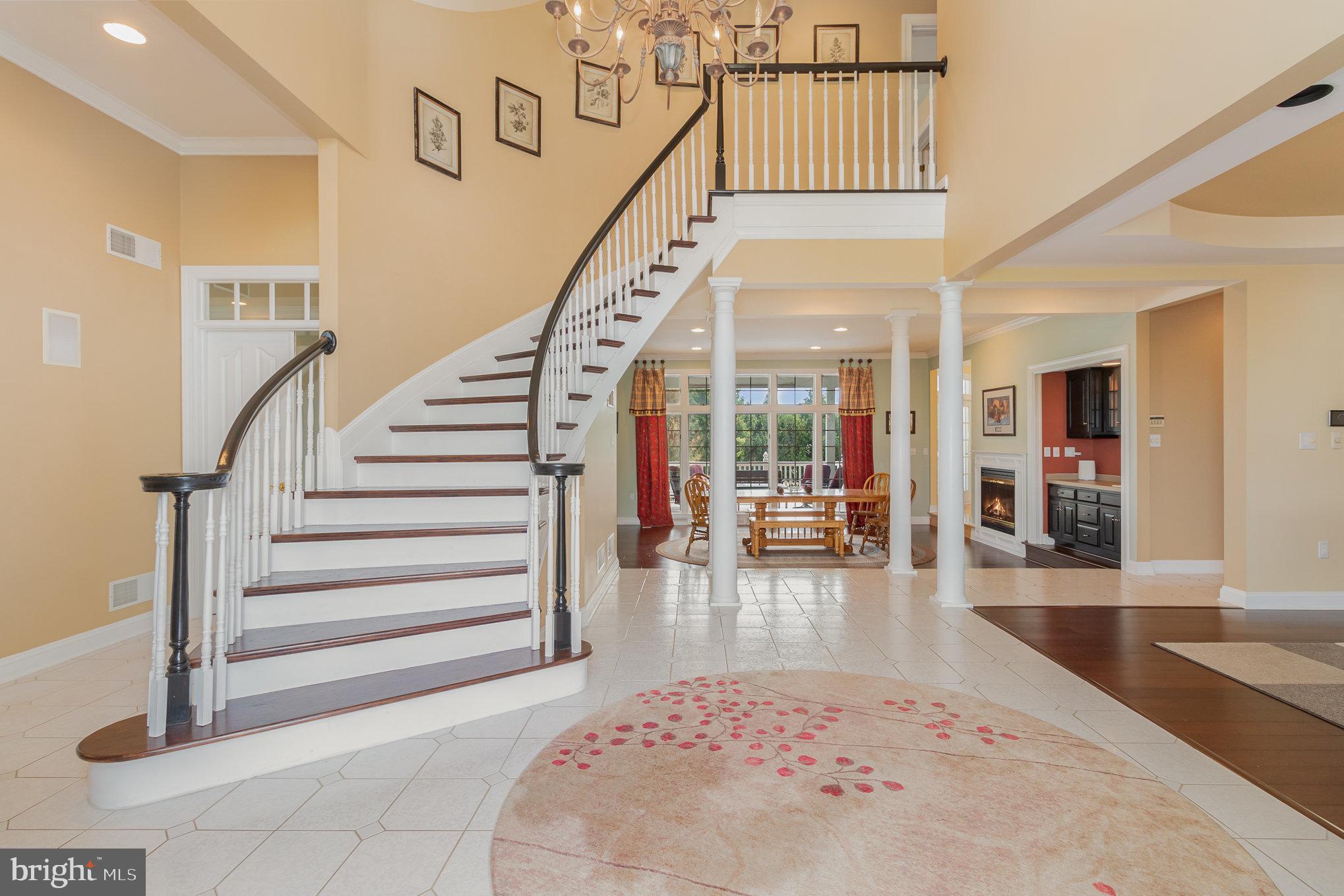 MEADOWVIEW ESTATES - Residential