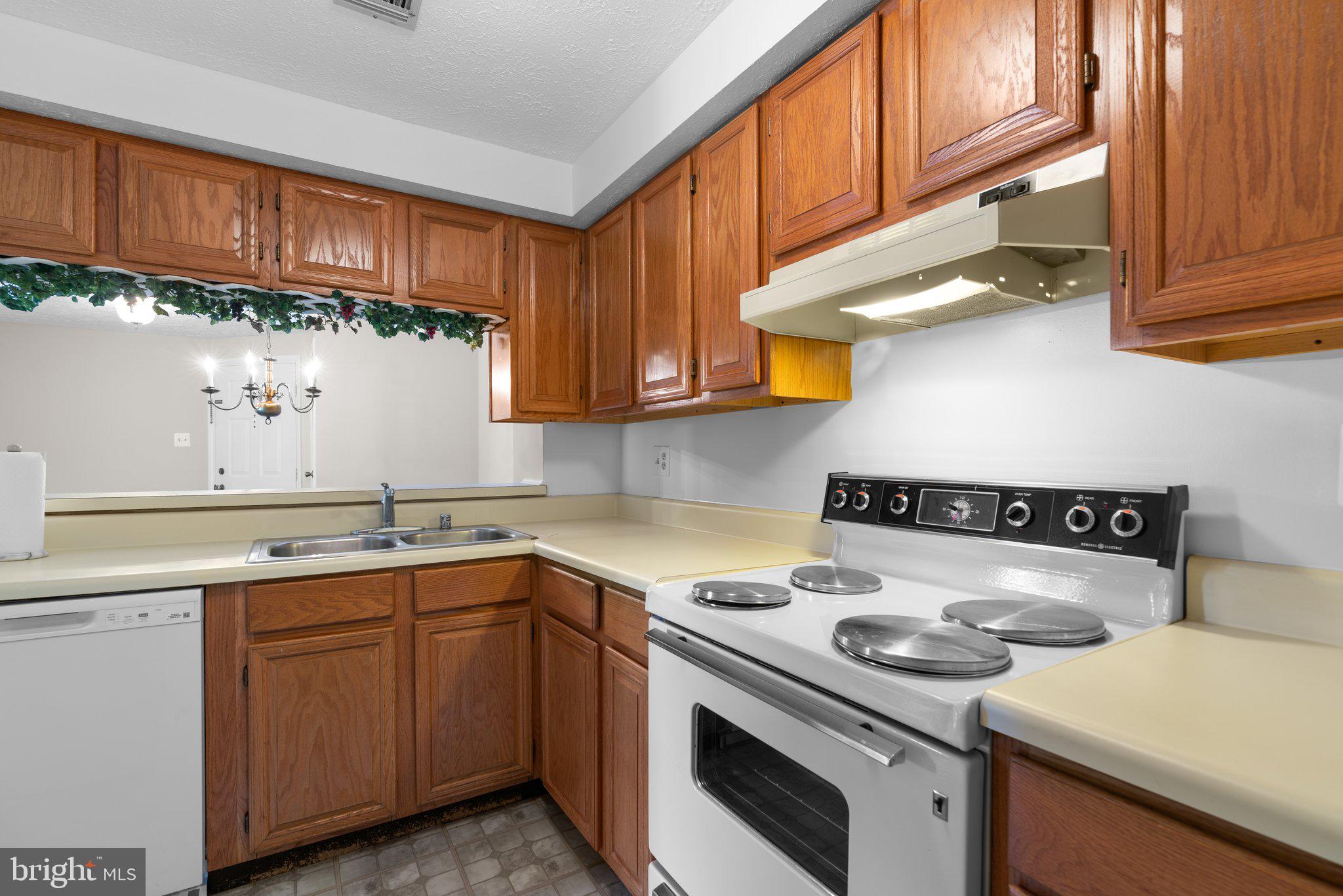 DAMASCUS GARDENS - Residential