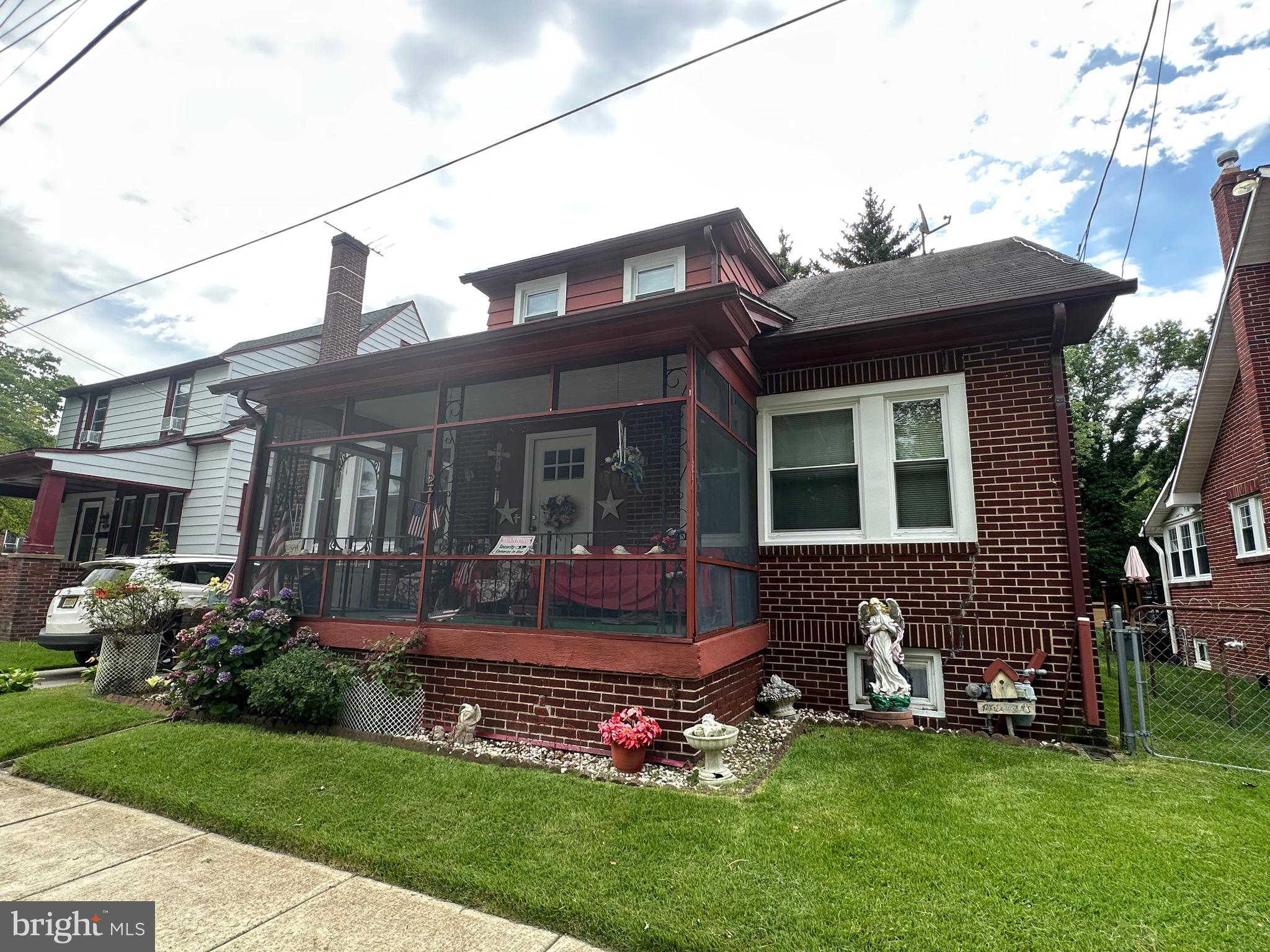 27 PENN STREET
