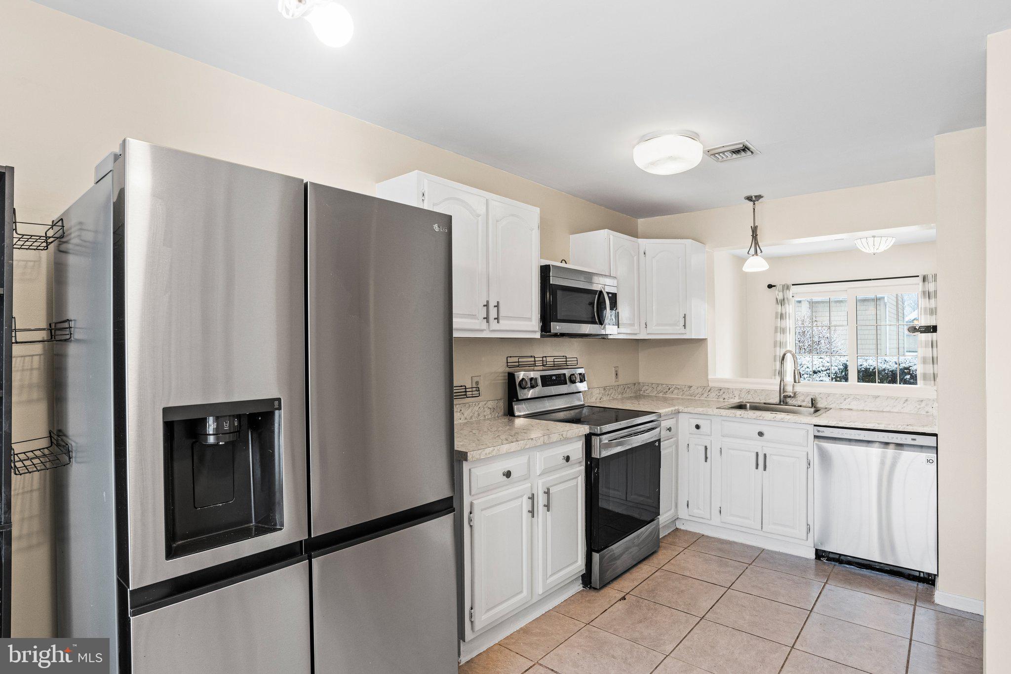 CREST OF HERSHEY - Residential