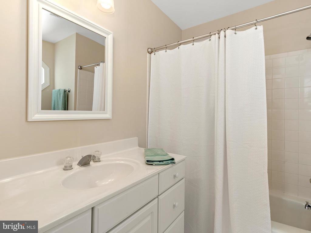 GOLD MINE CROSSING - Residential