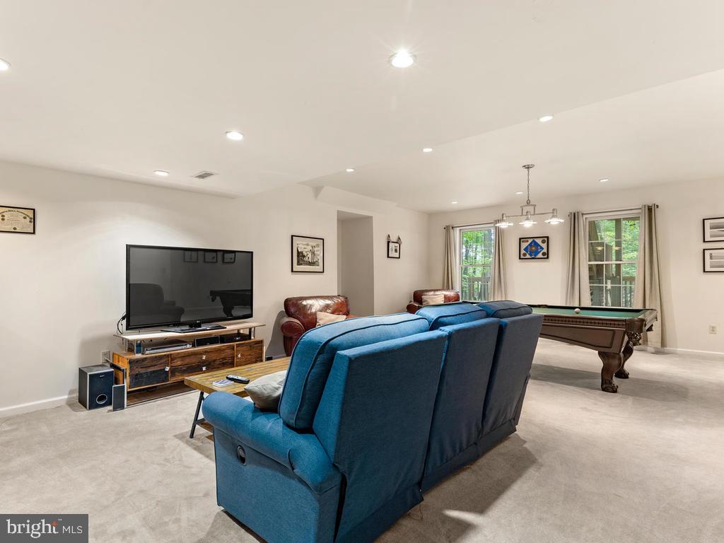 GOLD MINE CROSSING - Residential