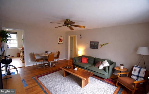 Condo For Rent - 115 E Glebe Road #E<br/> ALEXANDRIA, VA 22305