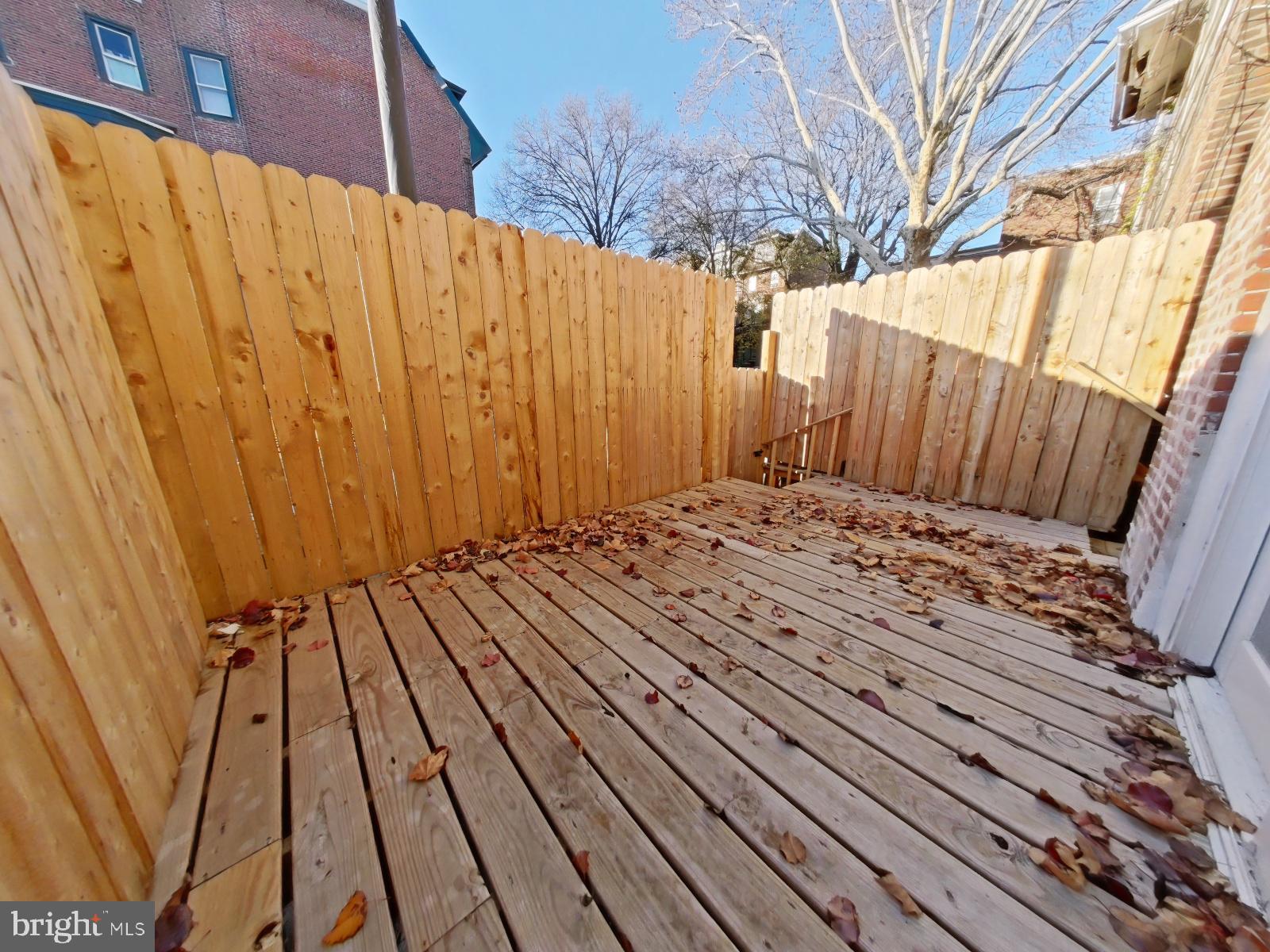 WALNUT HILL - Residential