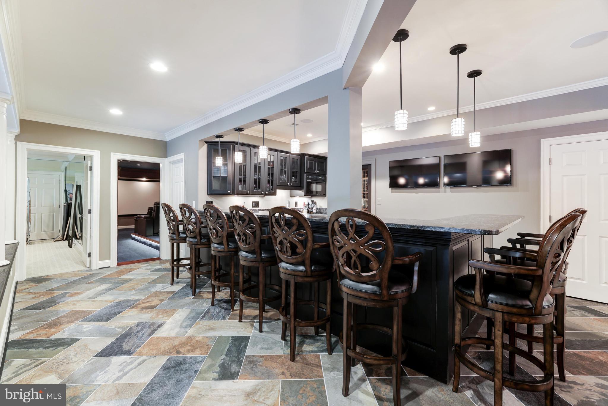 FALCON RIDGE - Residential