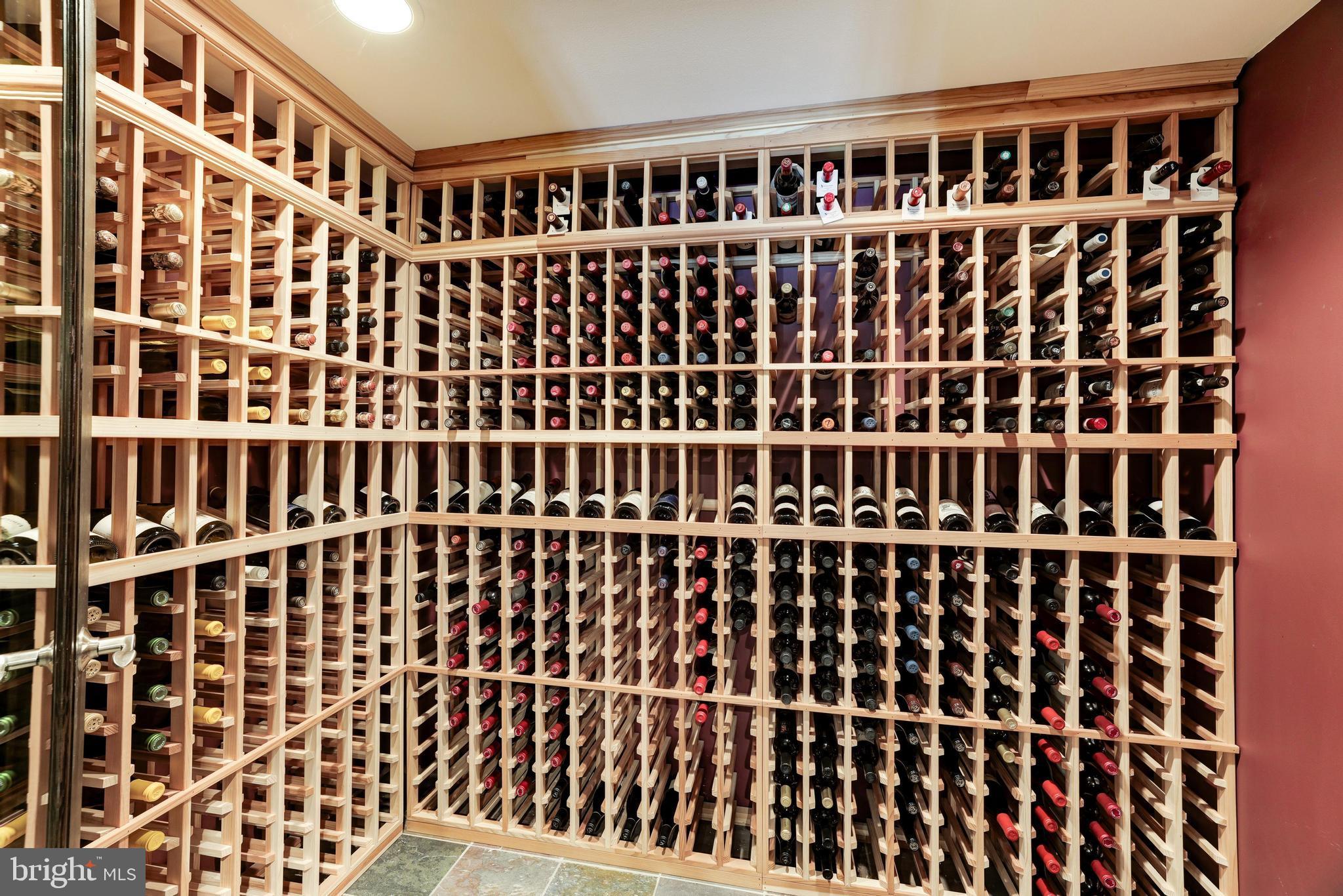 FALCON RIDGE - Residential