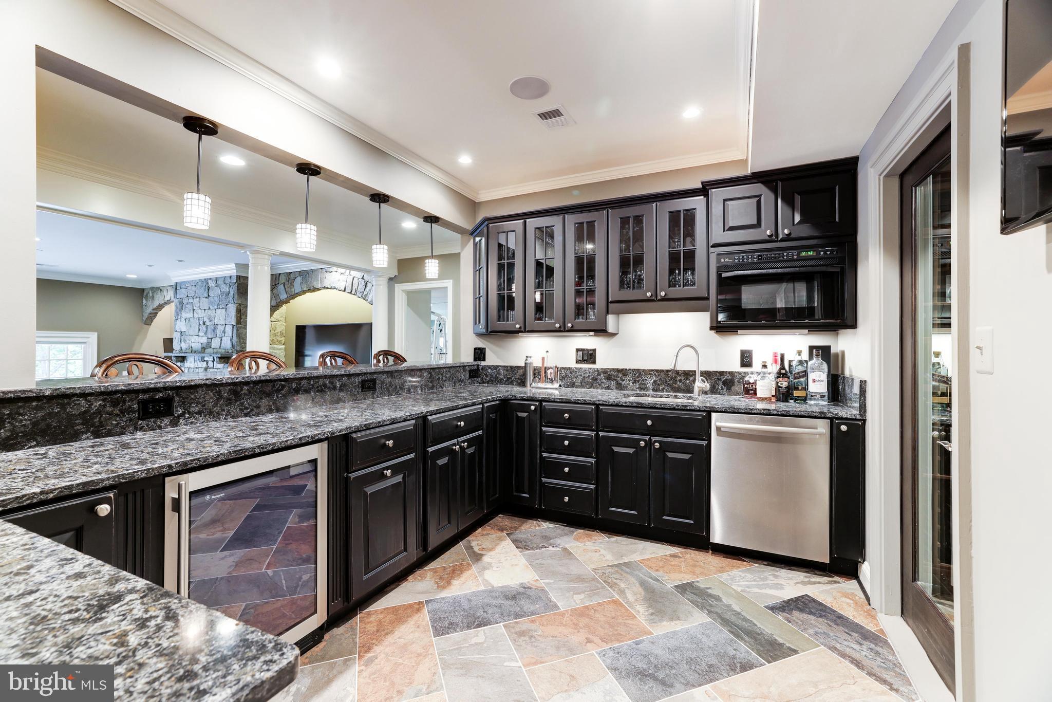 FALCON RIDGE - Residential