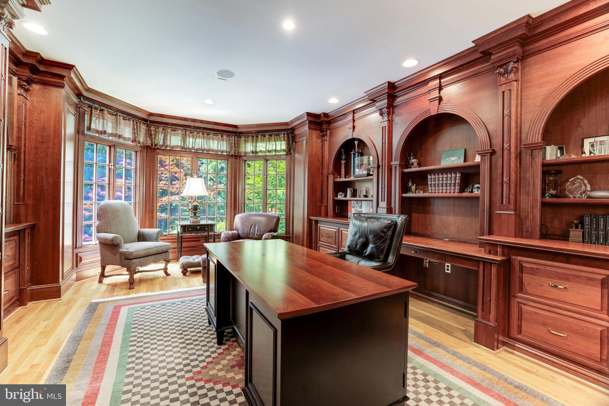 FALCON RIDGE - Residential