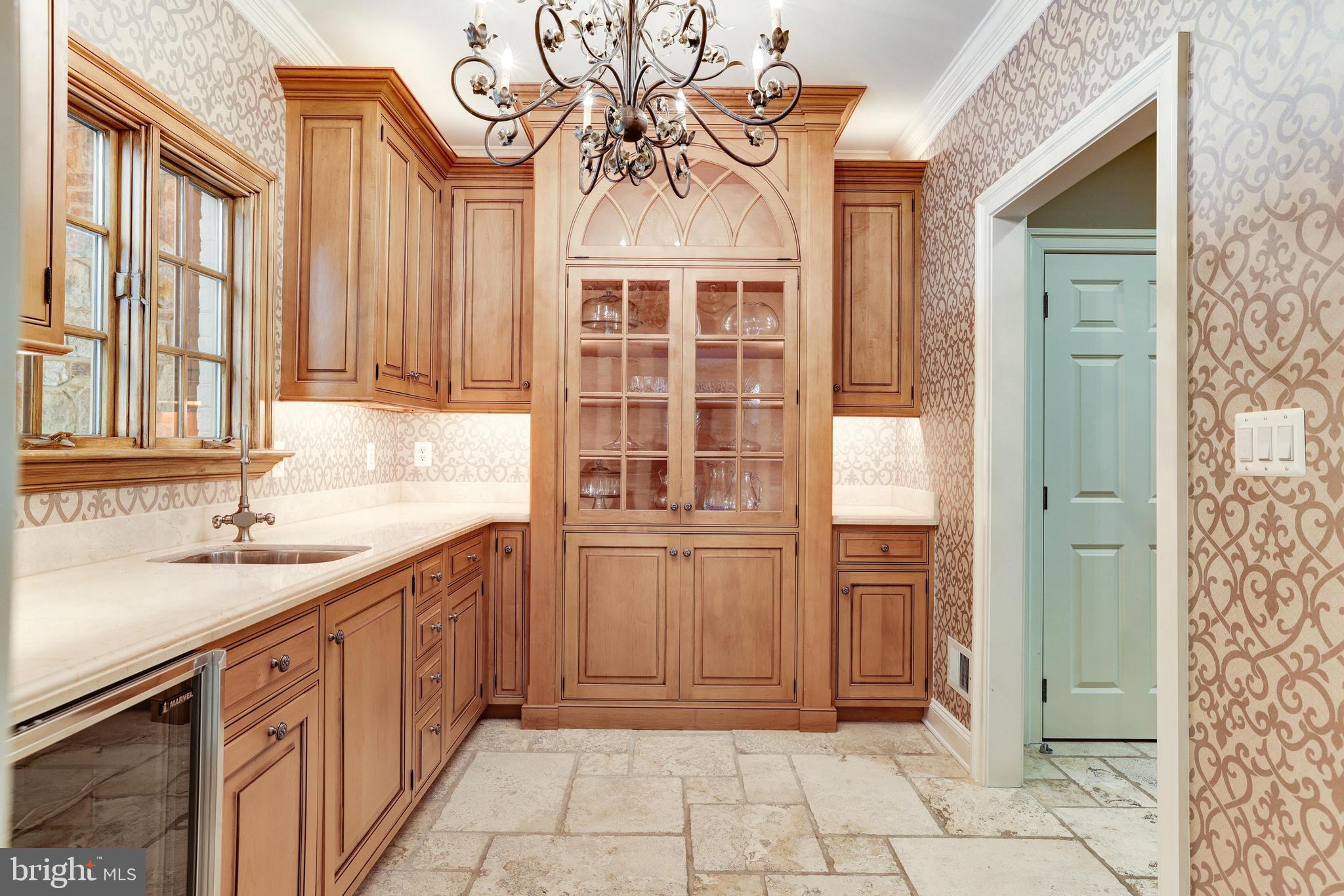 FALCON RIDGE - Residential