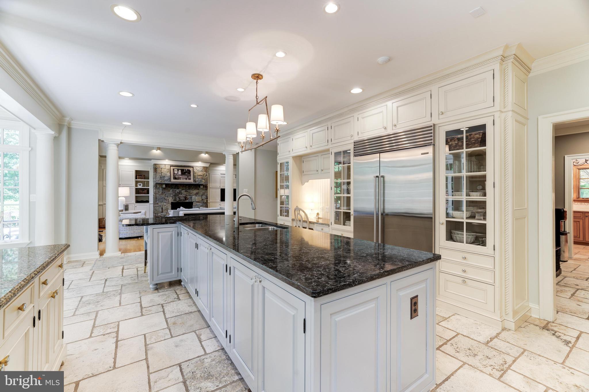 FALCON RIDGE - Residential