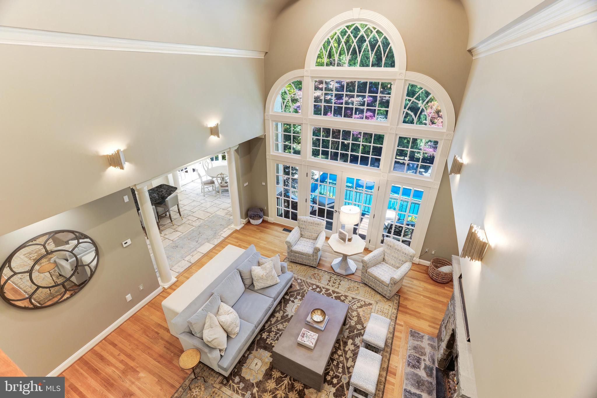 FALCON RIDGE - Residential