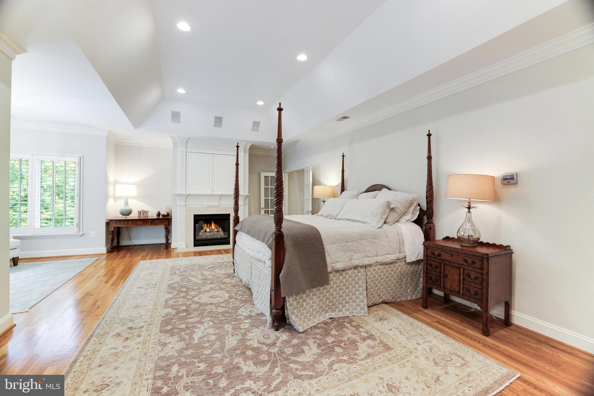 FALCON RIDGE - Residential