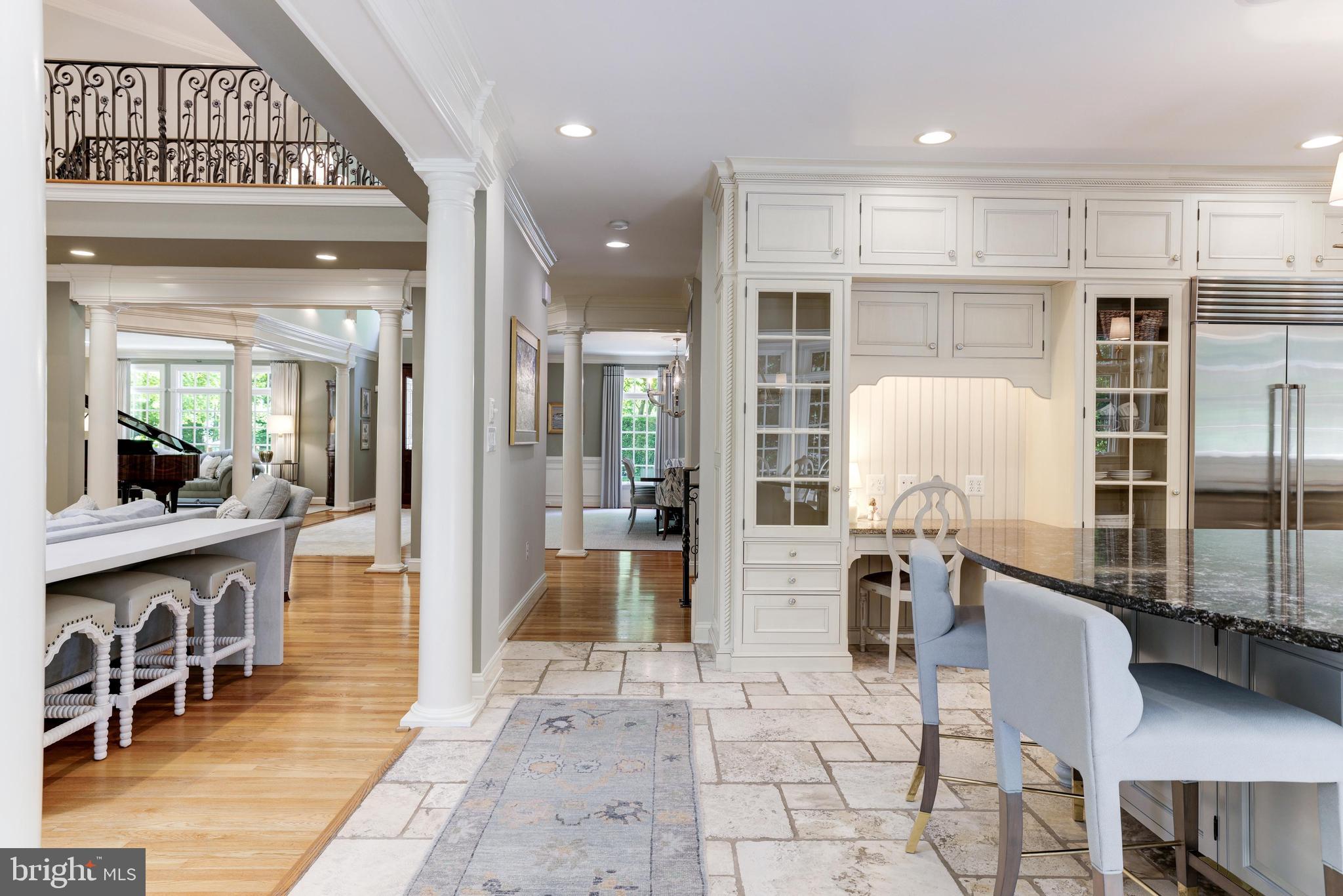 FALCON RIDGE - Residential