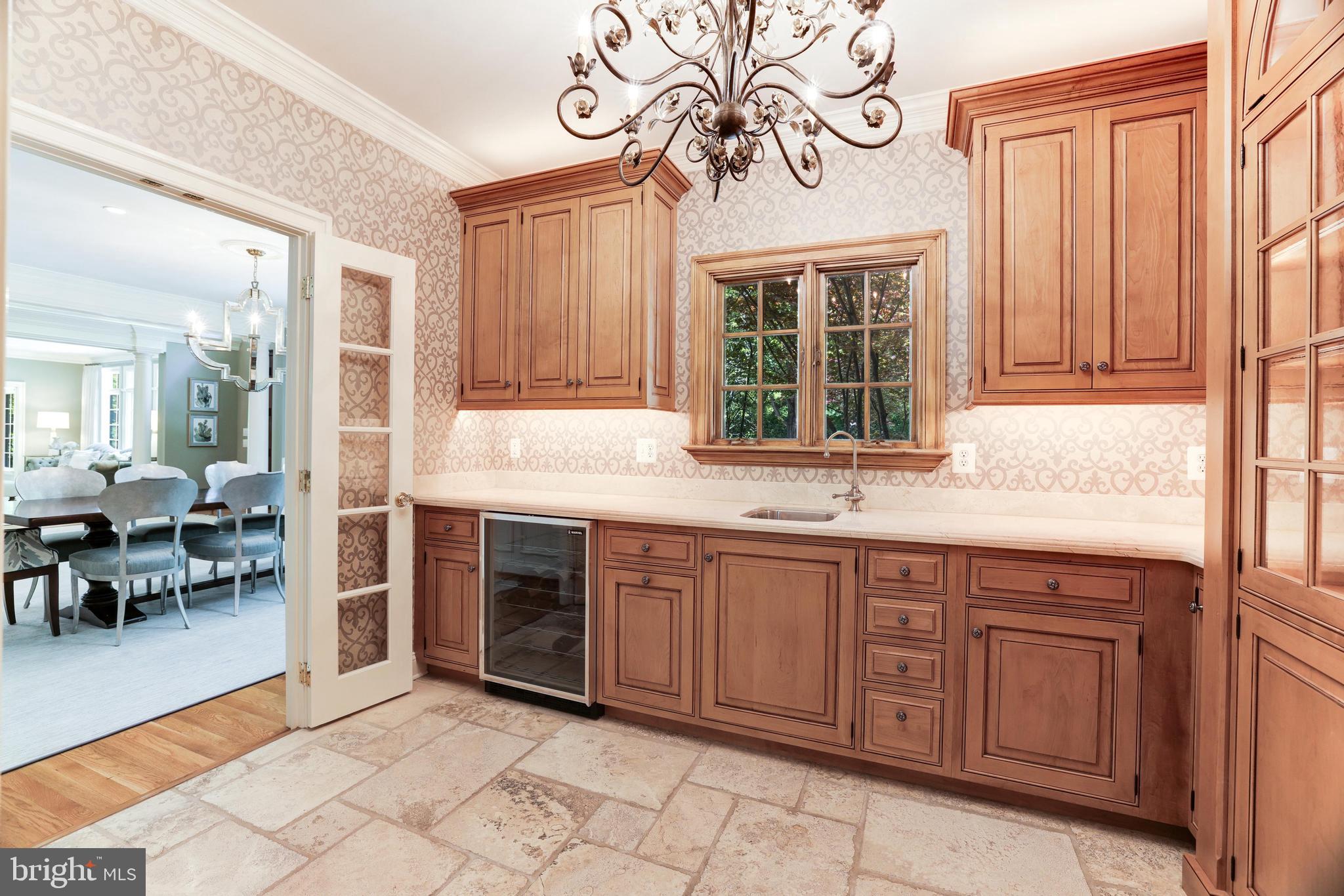 FALCON RIDGE - Residential