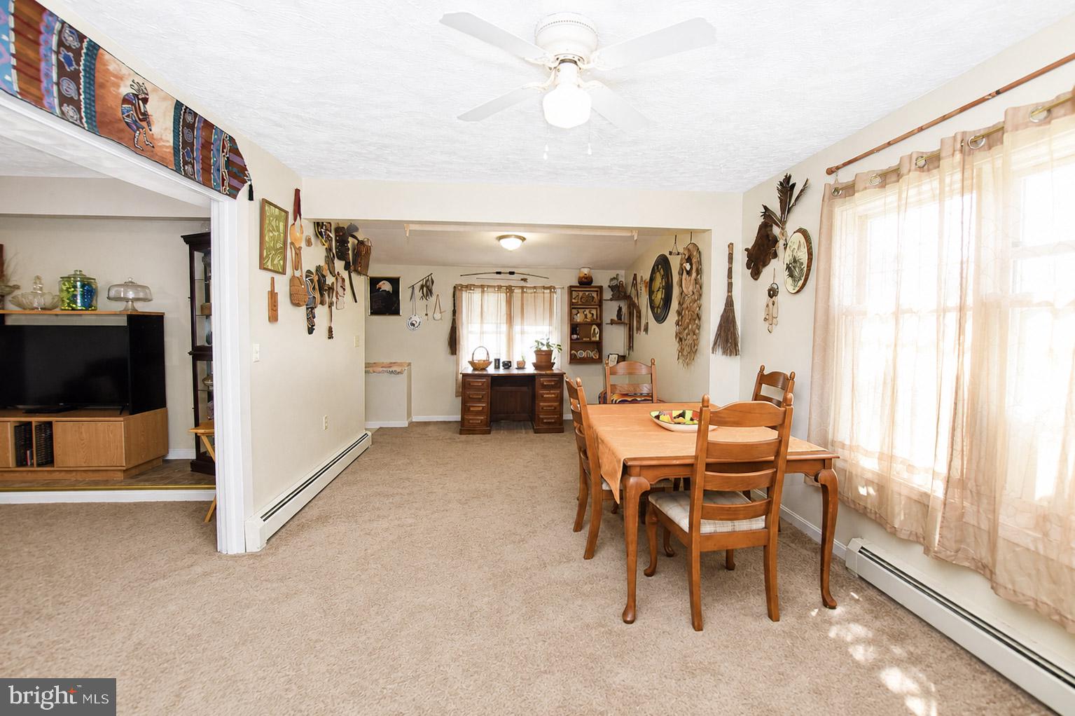 1077 CARPERS DRIVE