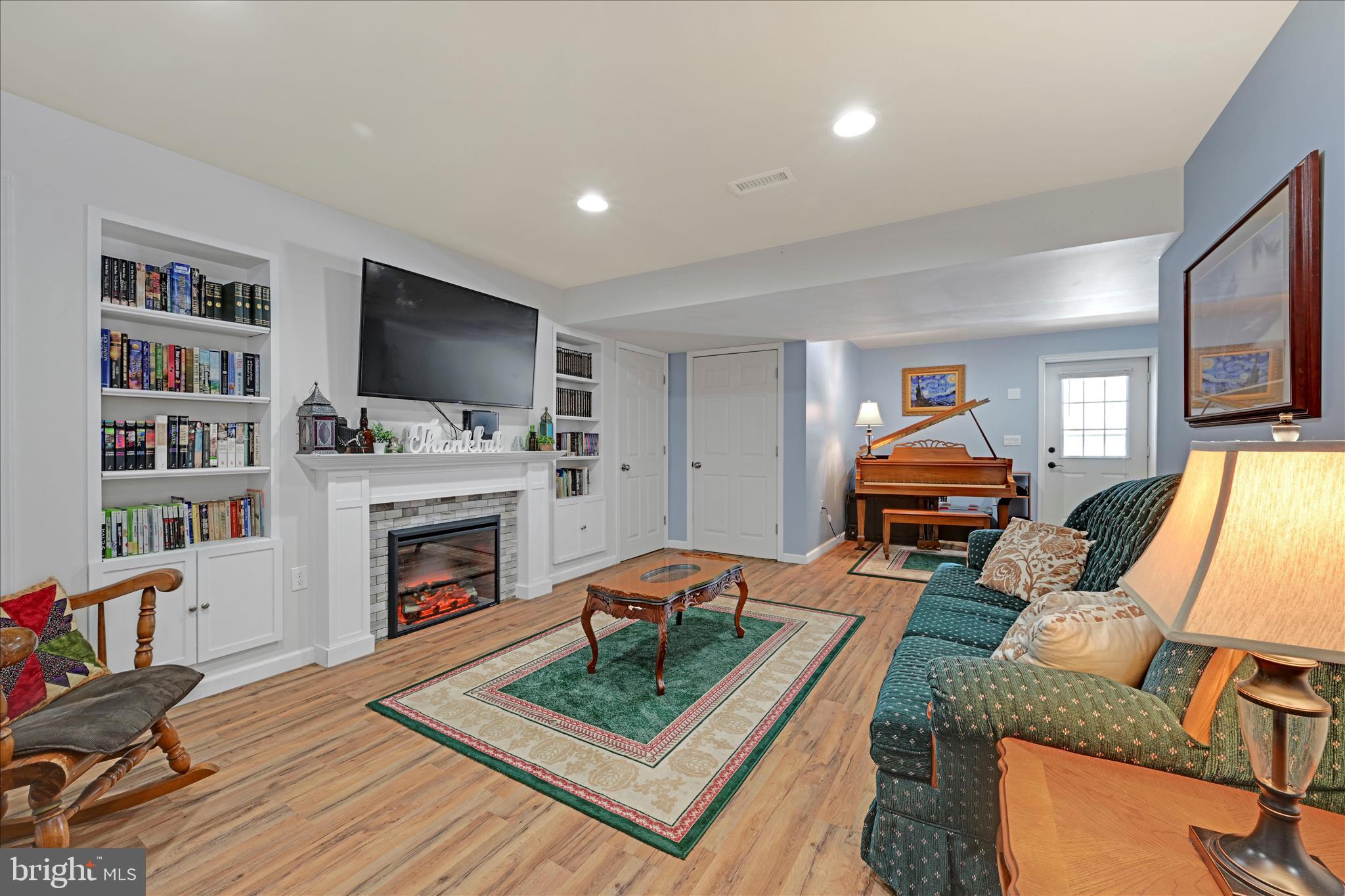 BROOKVIEW - Residential