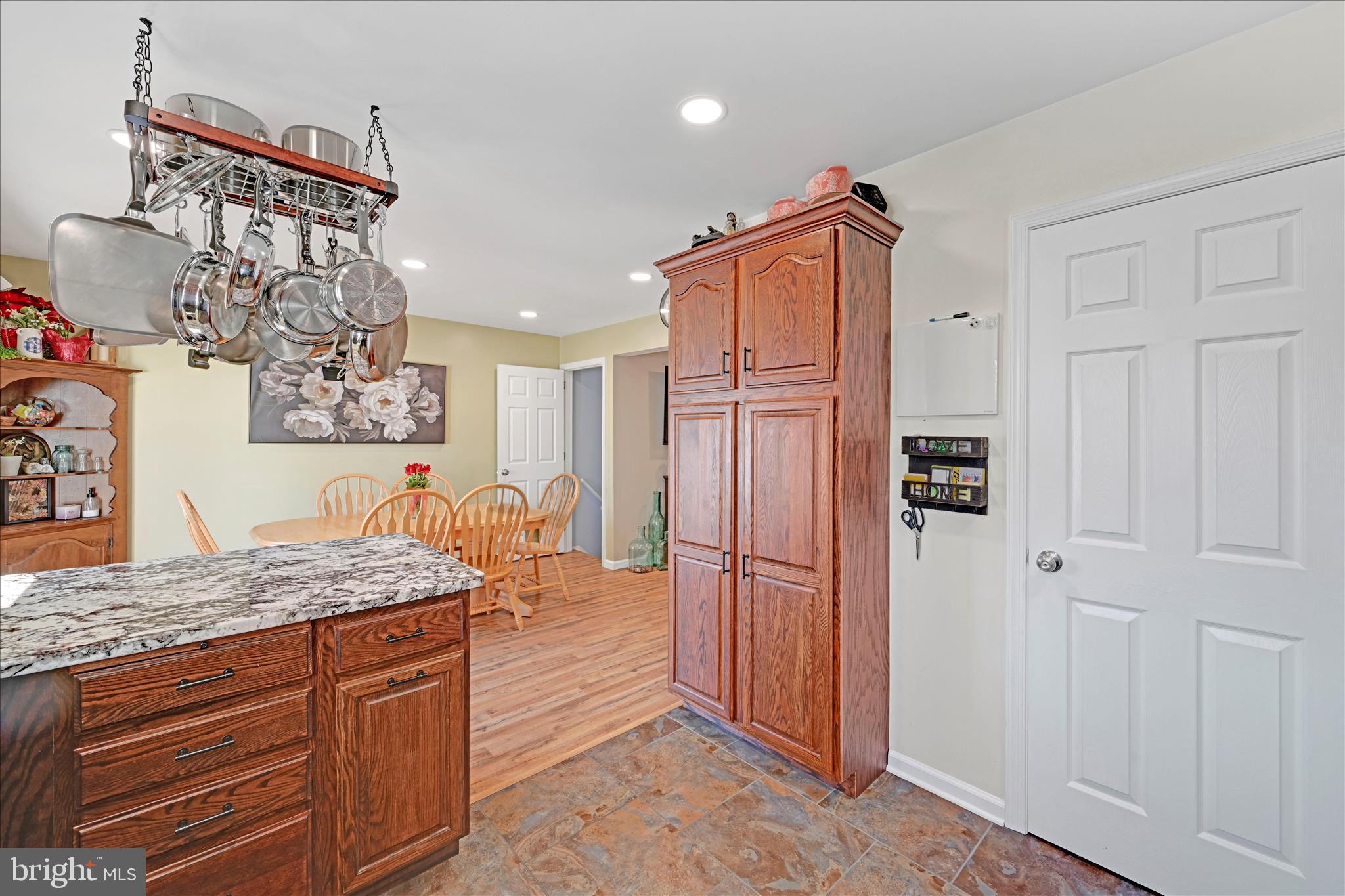 BROOKVIEW - Residential