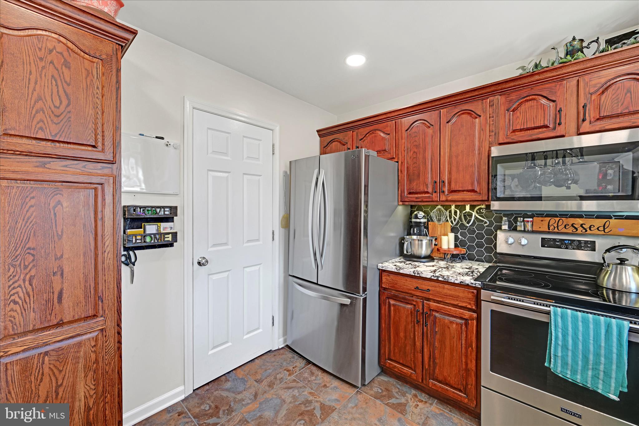 BROOKVIEW - Residential