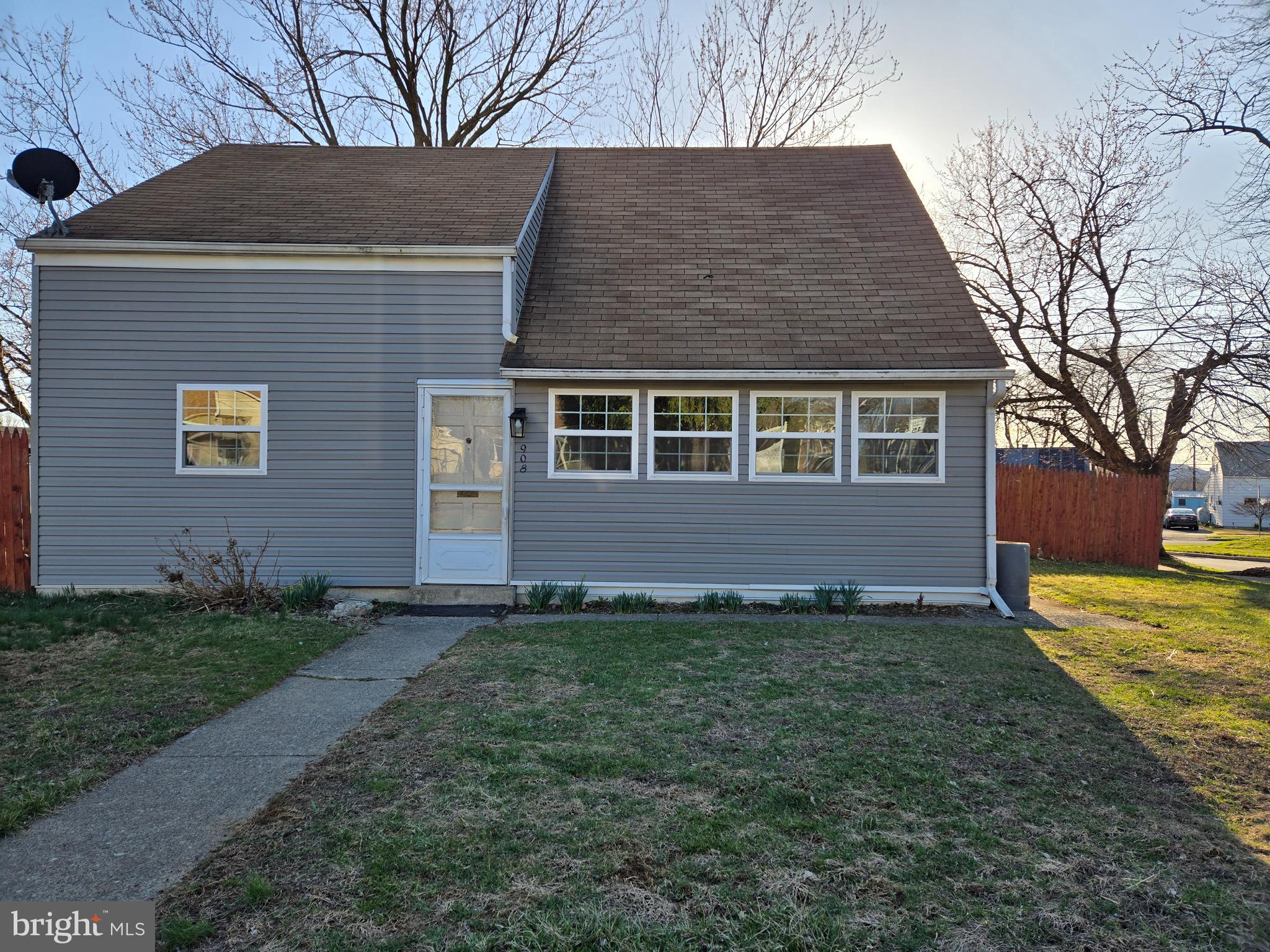 CHEROKEE RANCH - Residential