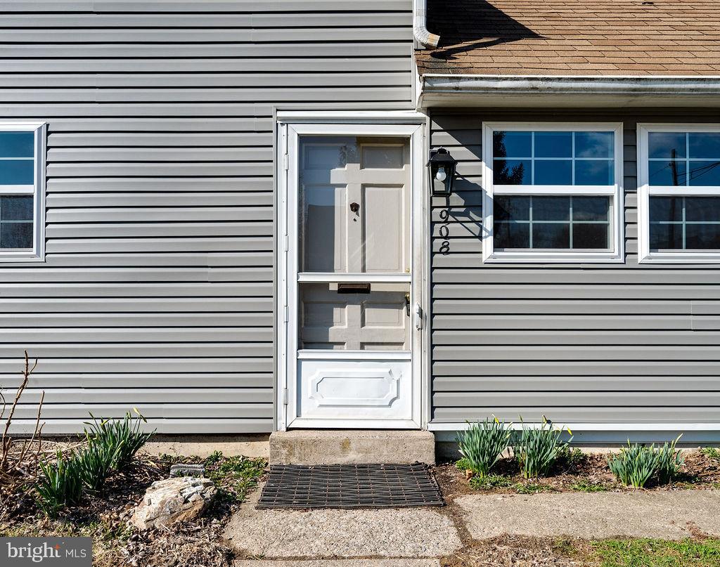 CHEROKEE RANCH - Residential