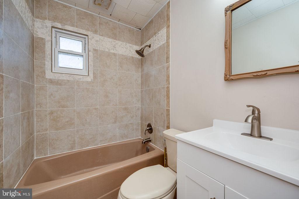 CHEROKEE RANCH - Residential