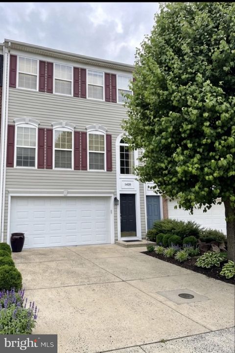 Photo of 18495 Sierra Springs Square, LEESBURG, VA 20176 (MLS # VALO2123908)
