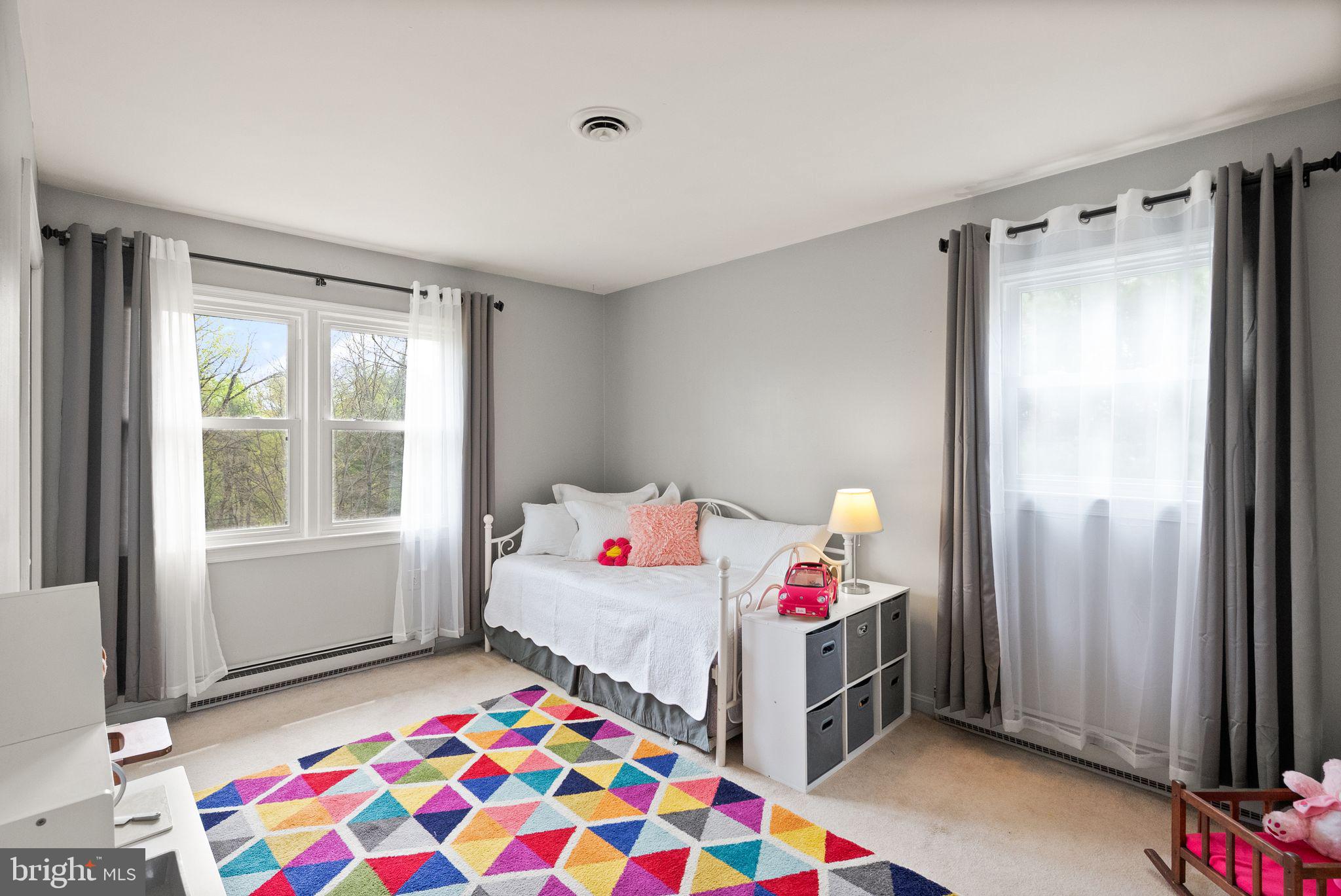 WARREN ESTATES - Residential