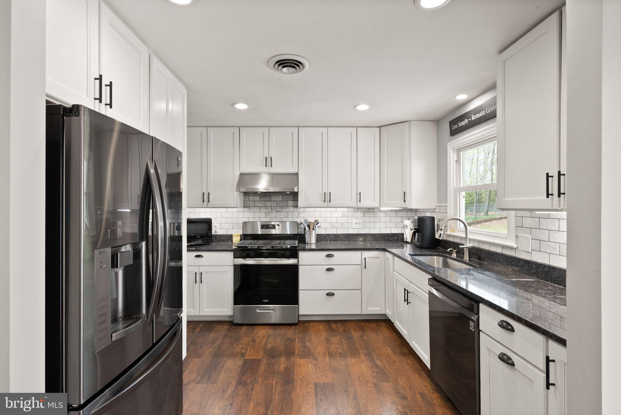 WARREN ESTATES - Residential