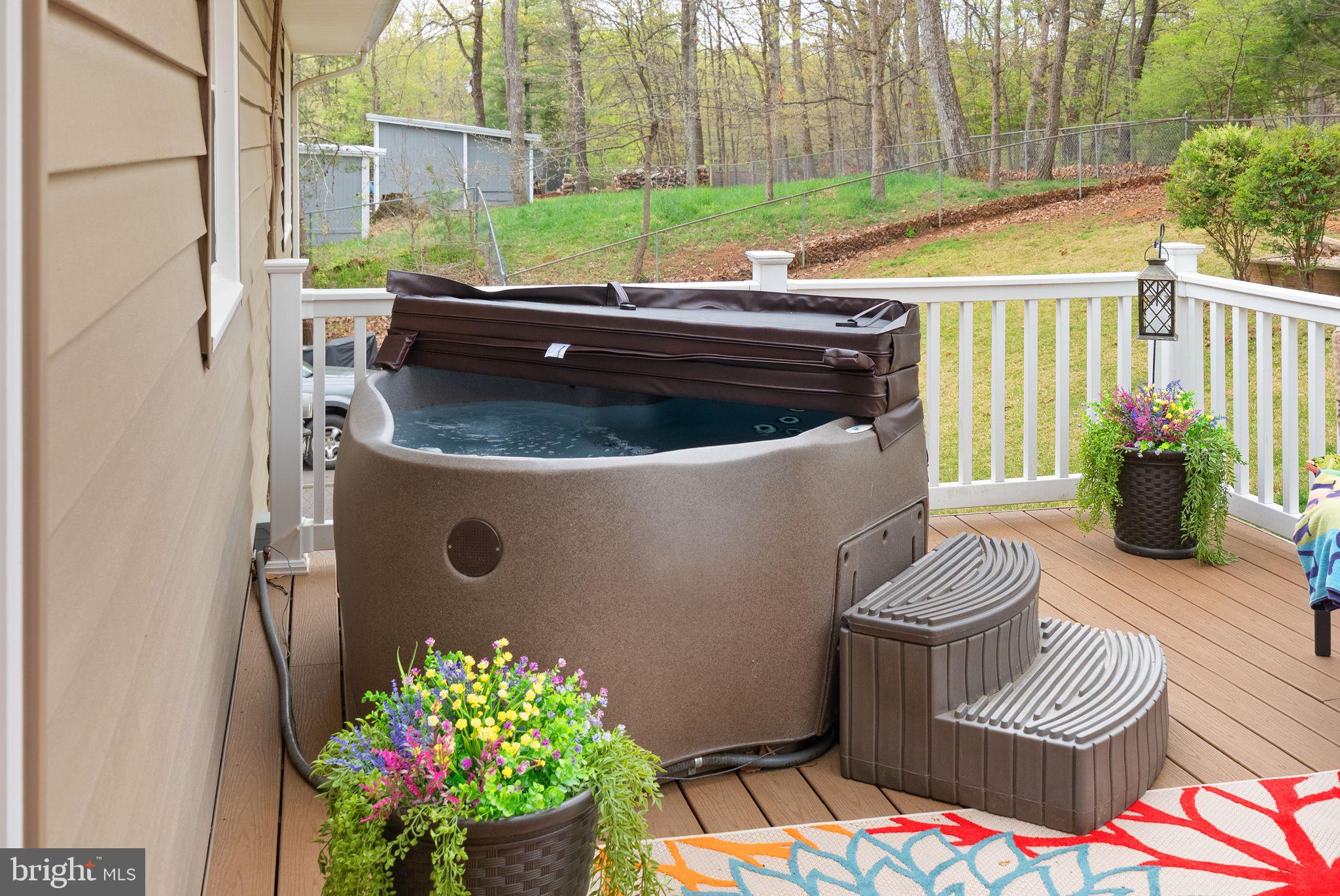 WARREN ESTATES - Residential