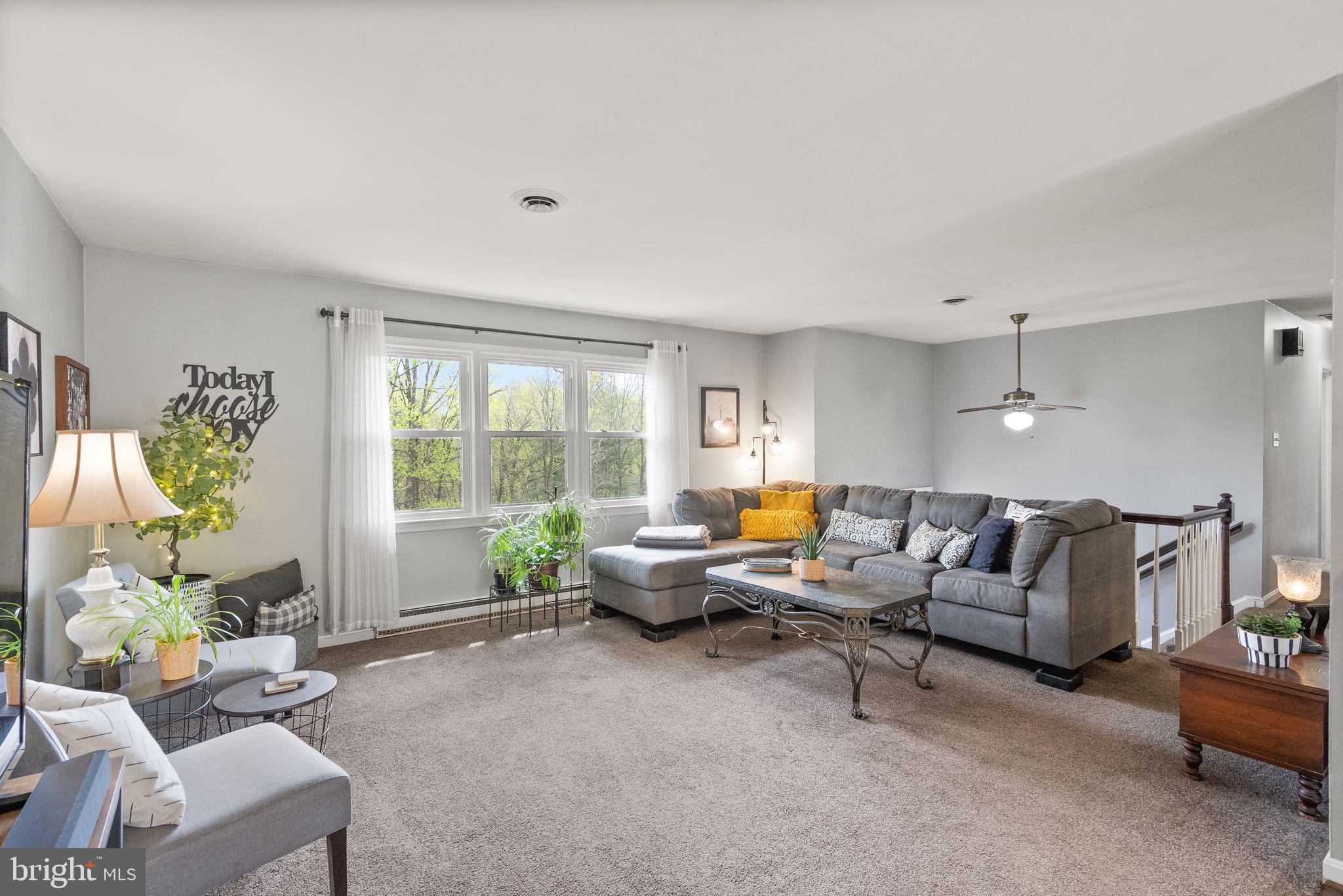 WARREN ESTATES - Residential