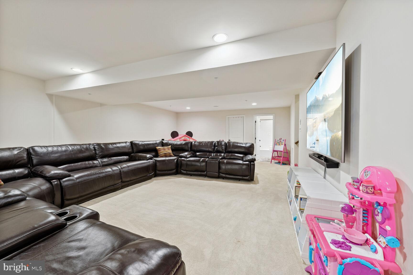 PINEY GROVE ESTATES - Residential