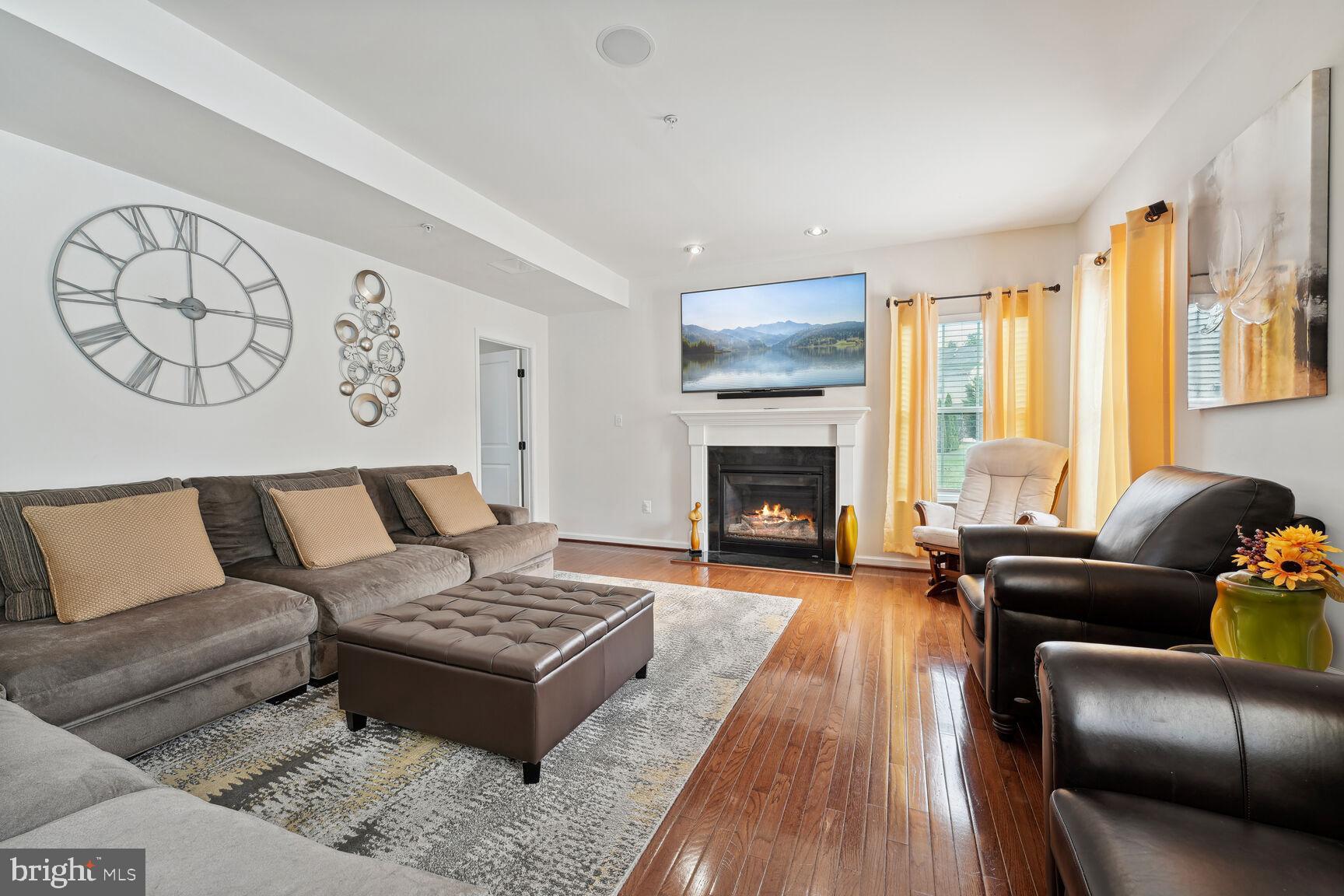 PINEY GROVE ESTATES - Residential