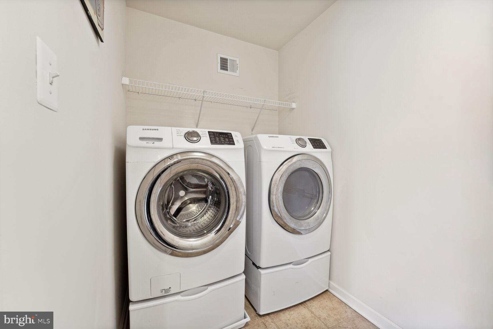 PINEY GROVE ESTATES - Residential