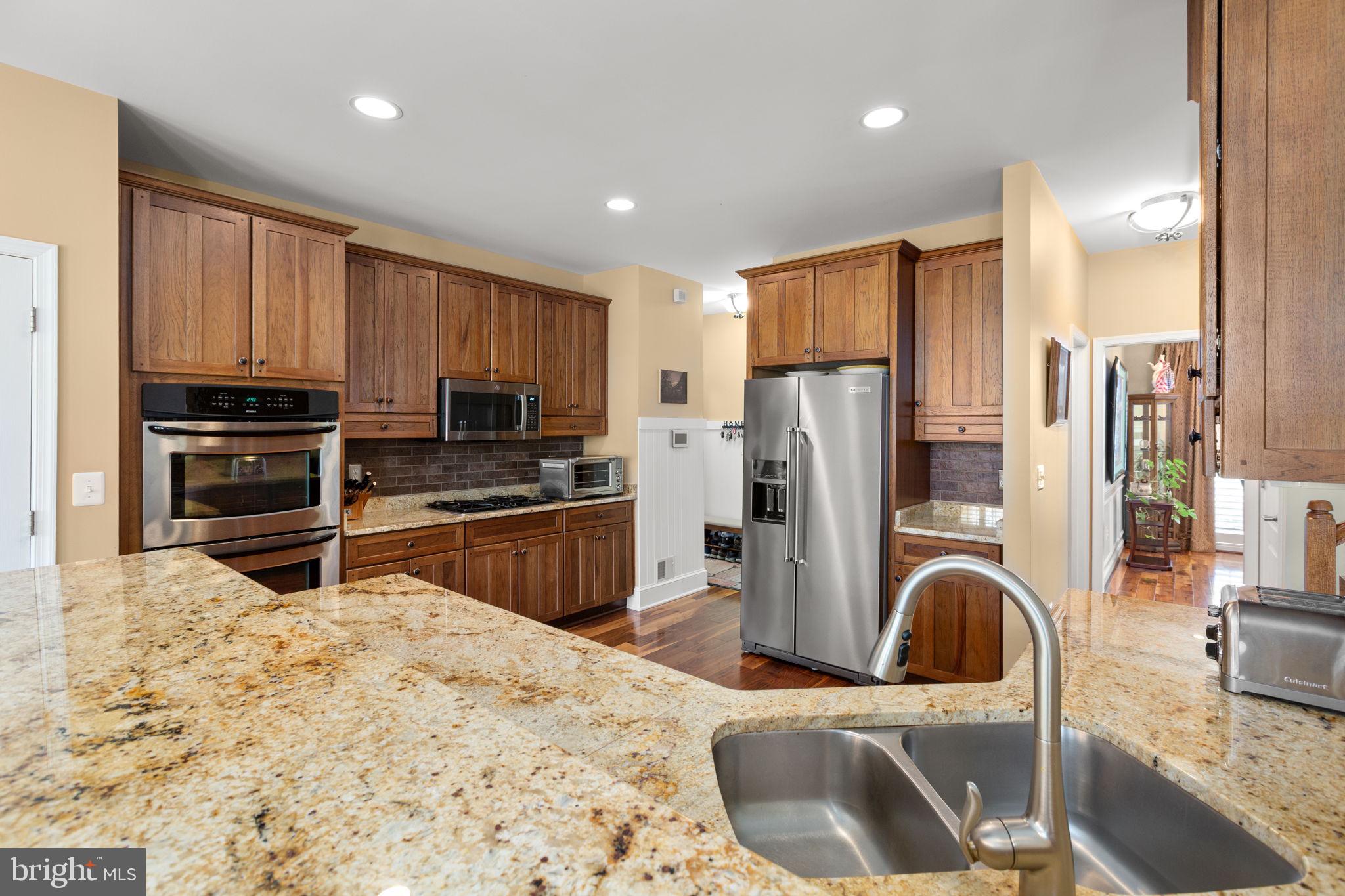 STACY CROSSING - Residential