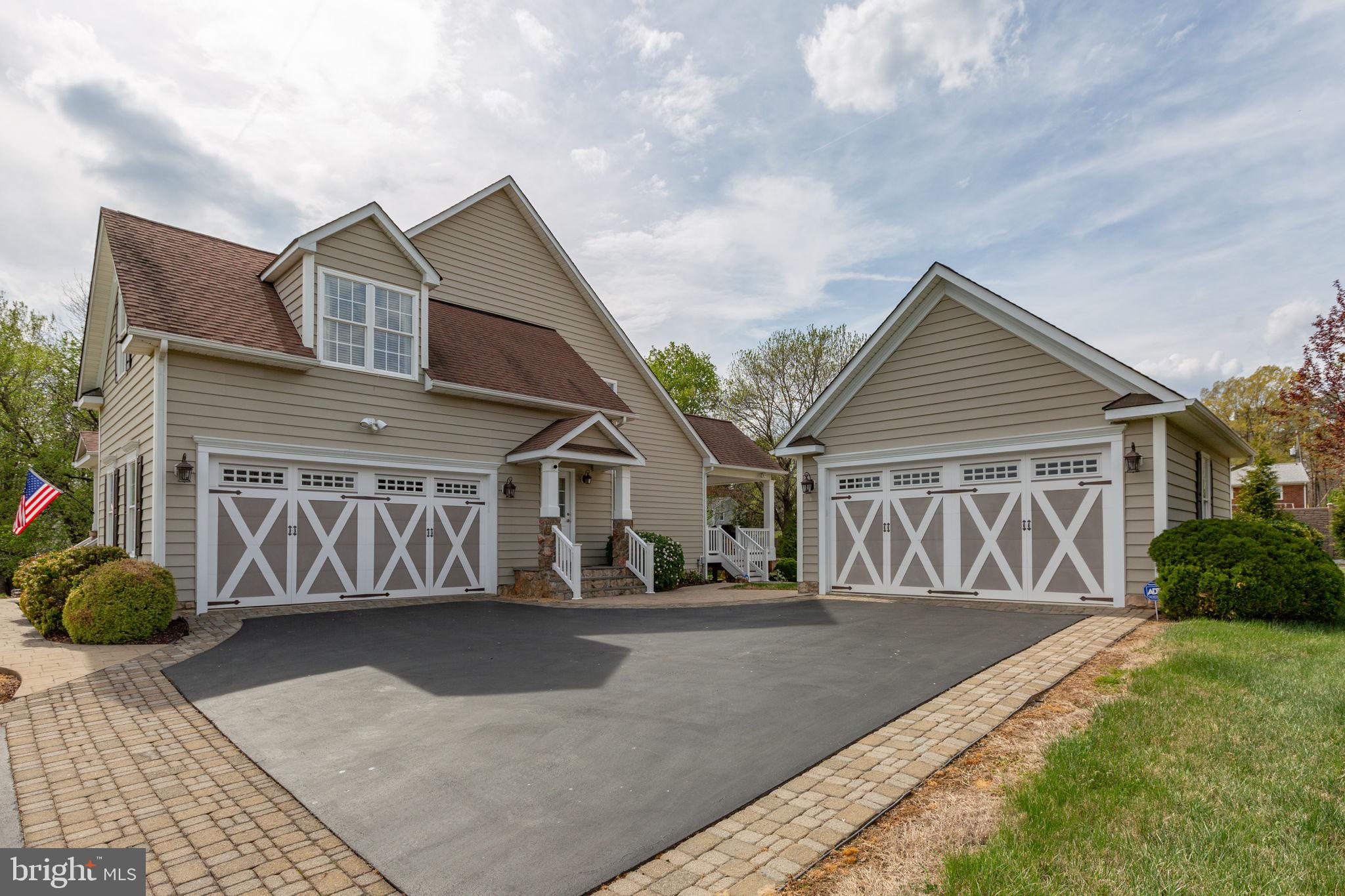 STACY CROSSING - Residential