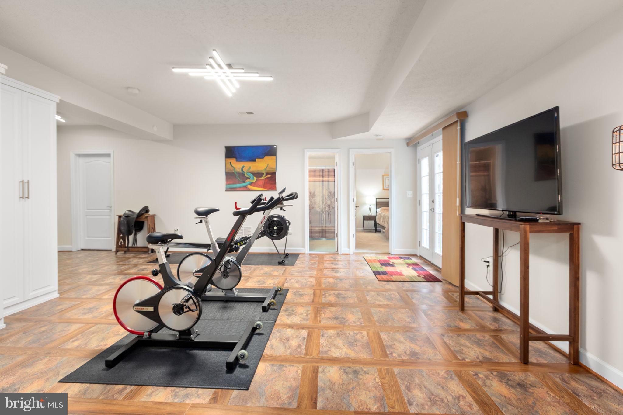 STACY CROSSING - Residential