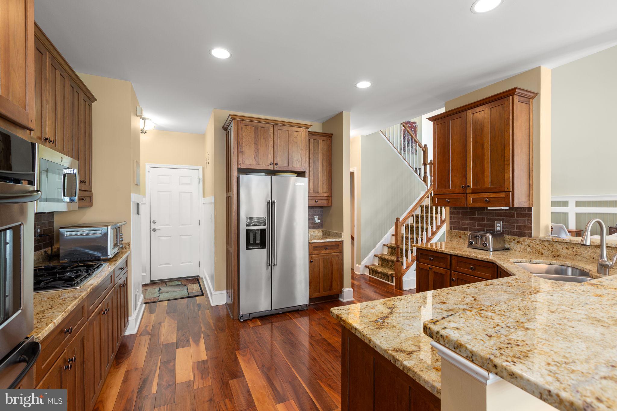 STACY CROSSING - Residential