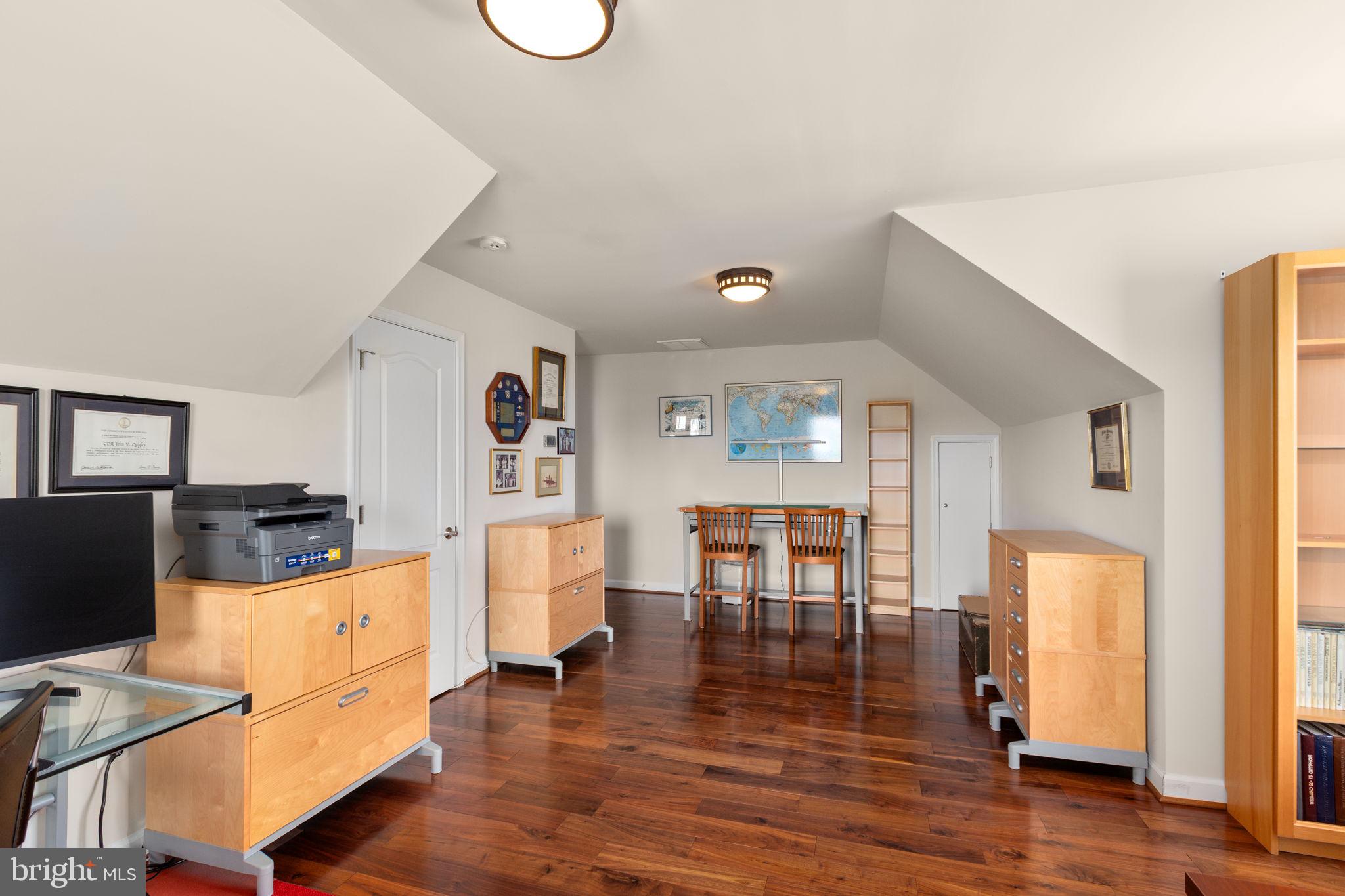 STACY CROSSING - Residential