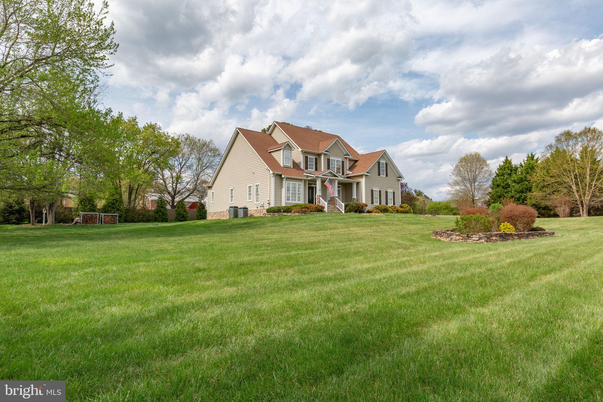 STACY CROSSING - Residential