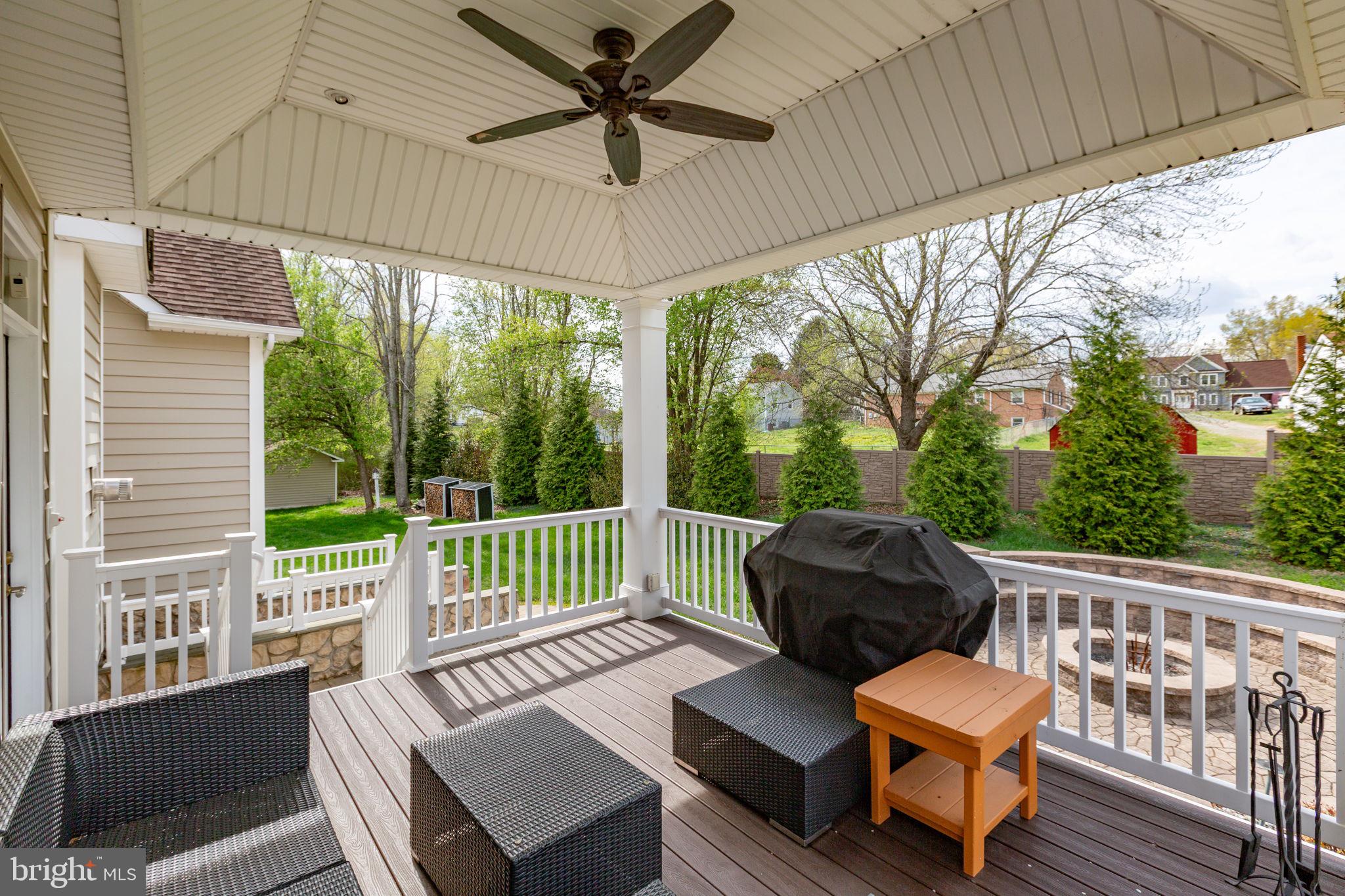 STACY CROSSING - Residential