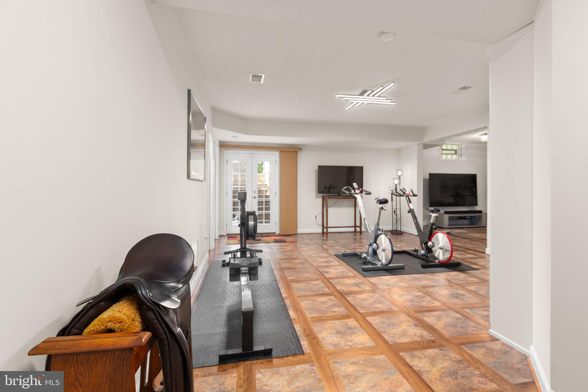 STACY CROSSING - Residential