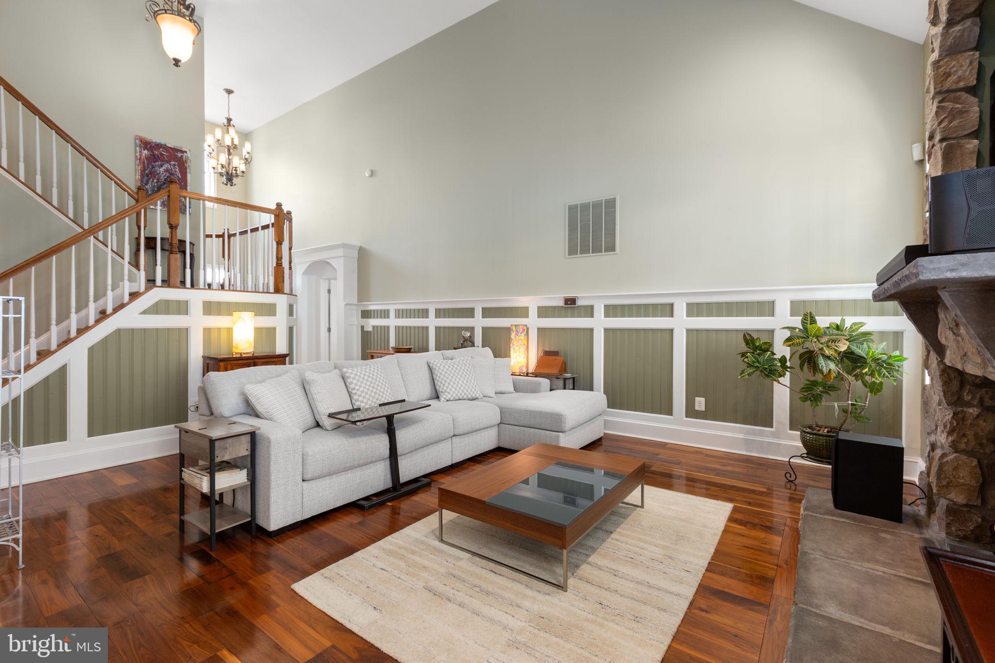 STACY CROSSING - Residential