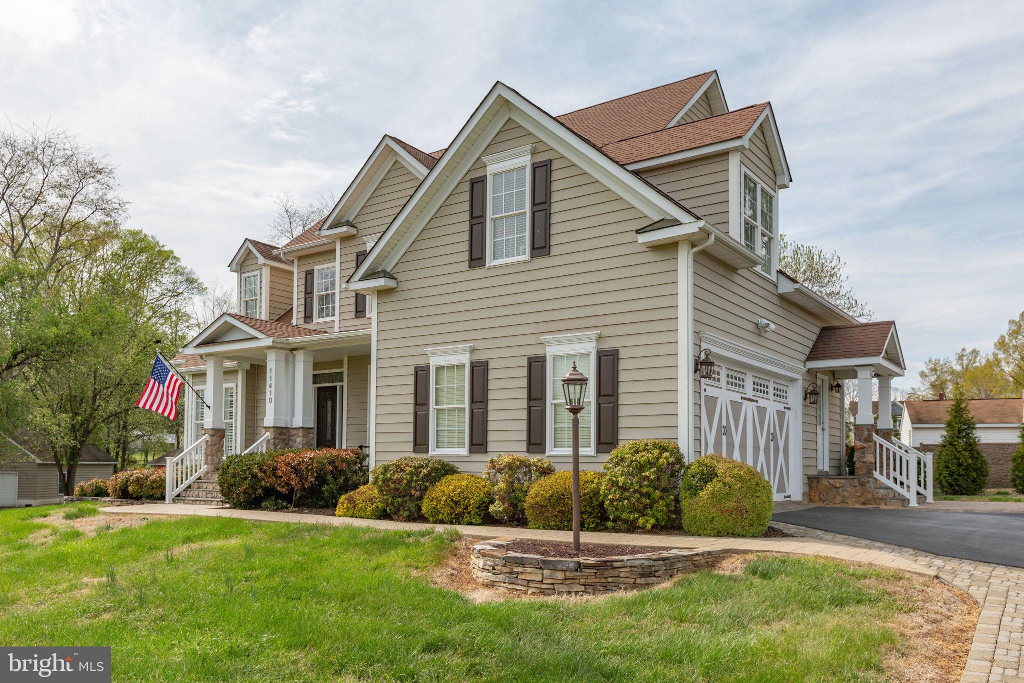 STACY CROSSING - Residential