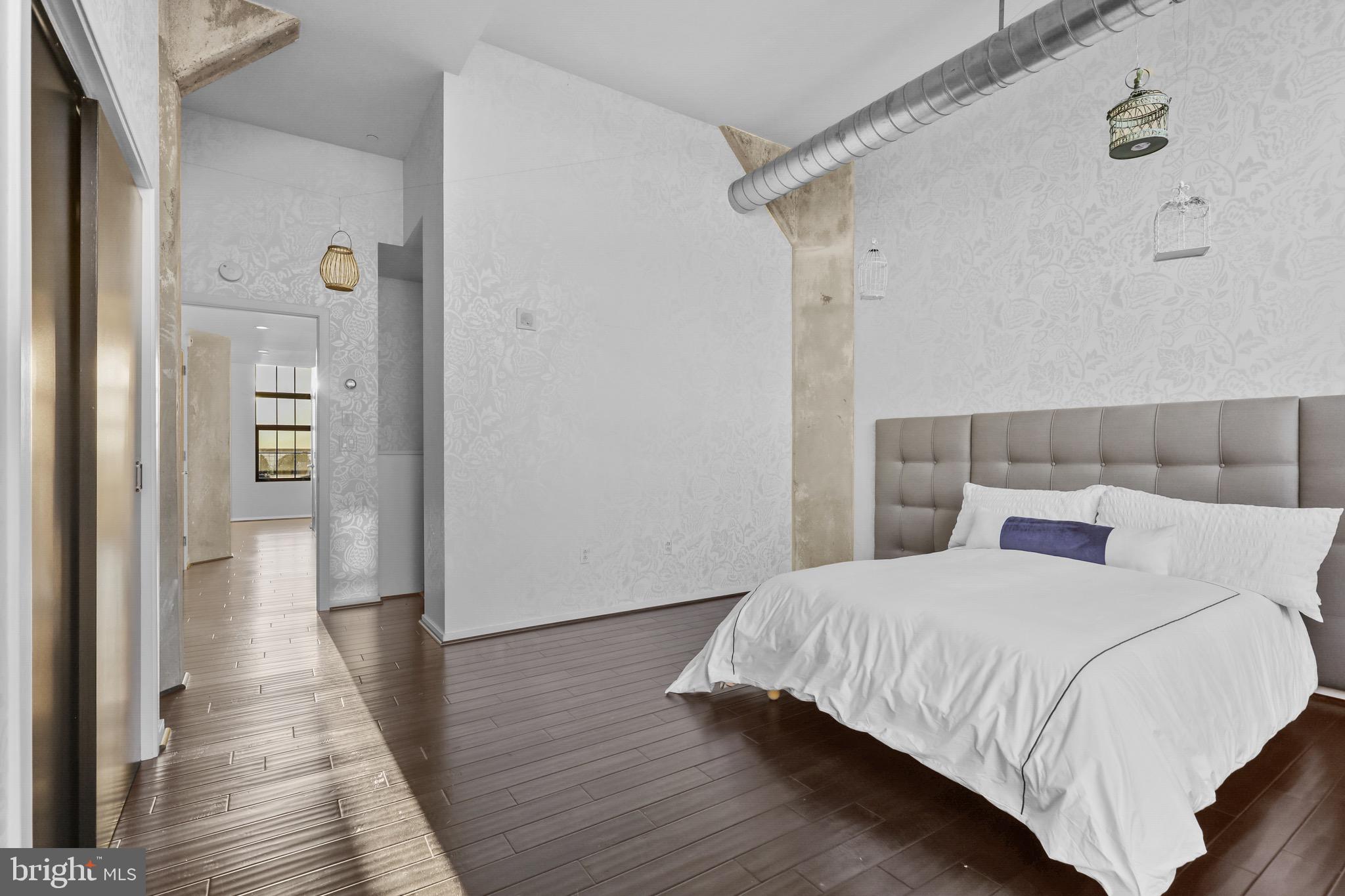 LOCUST POINT - Residential Lease